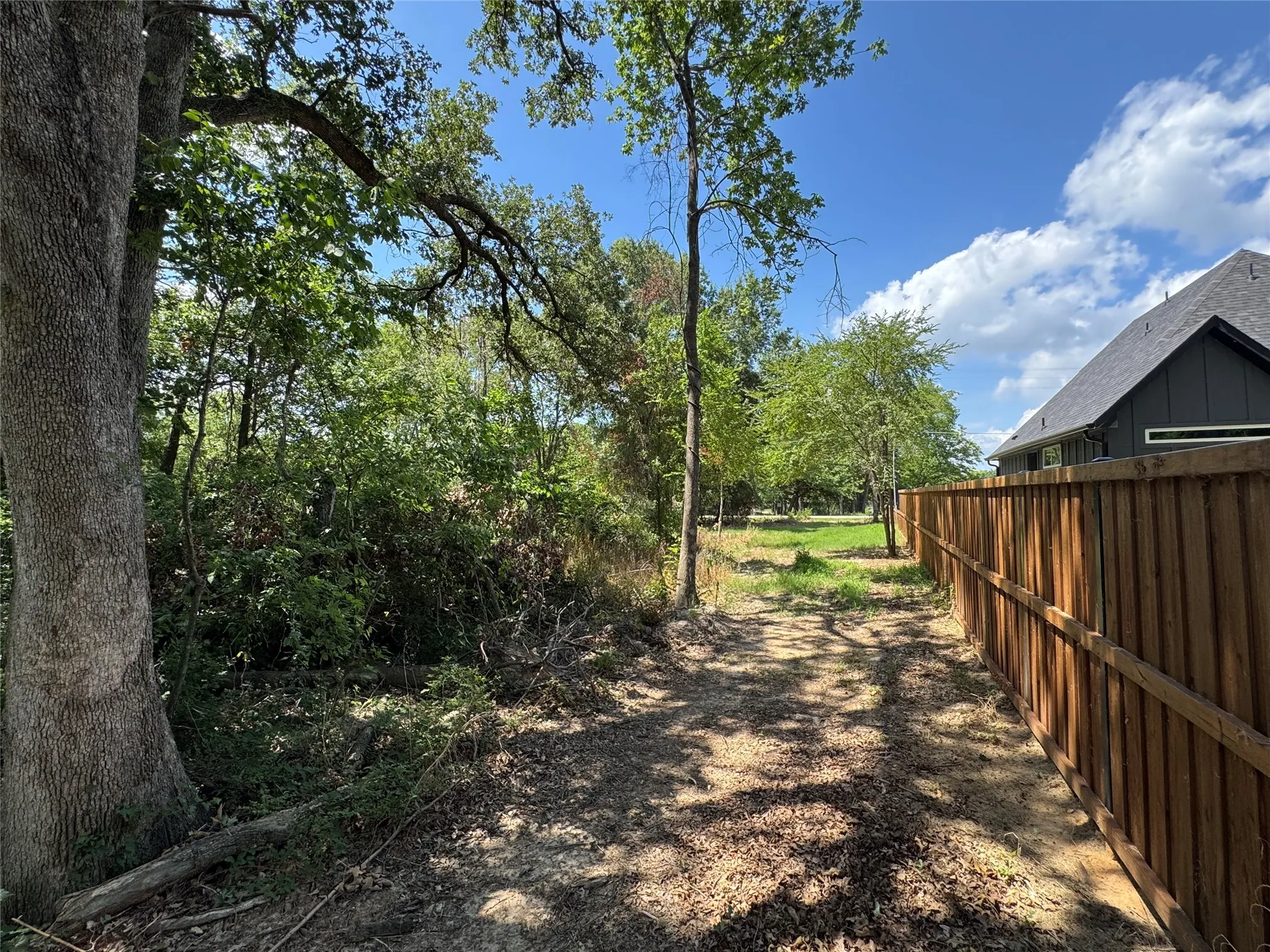 Unimproved Land For Sale in Henderson County , 204 Kanakoa Drive, Tool, Texas 75143, 0, 0, Garage spaces, 0 Sqft, built in 0, mls#21308041, Real Estate Agent in Tool, Homes For Sale in Henderson county, Homes For Sale in Tool, Realtor in Tool Texas, Real Estate Brokerage Independent Realty Texas, Luminita Cordes Realtor