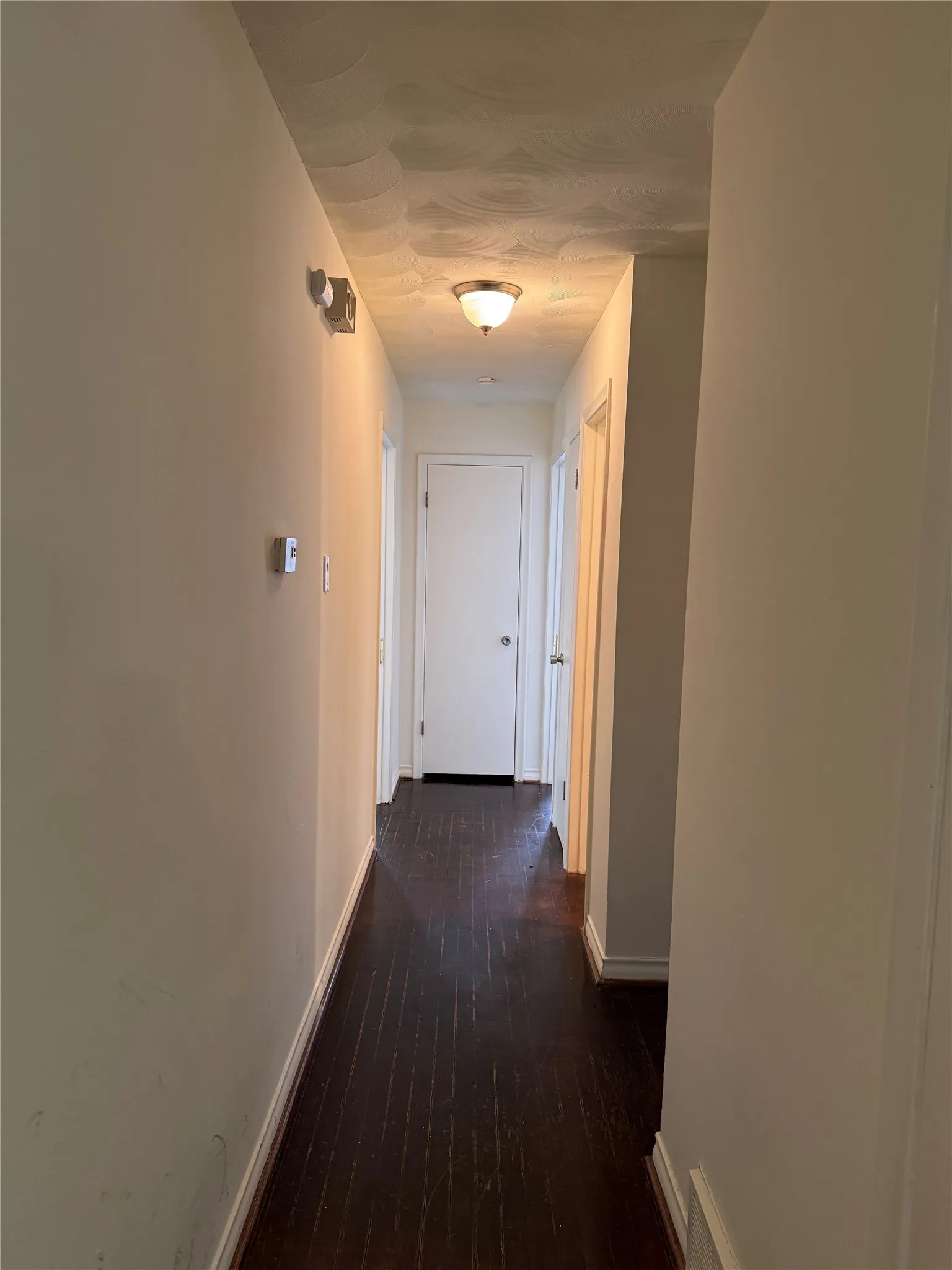 Single Family Residence For Sale in Dallas County , 4513 Lawler Road, Garland, Texas 75042, 3 Bedroom, 1 Bathroom, Garage spaces, 1,384 Sqft, built in 1964, mls#21308067, Real Estate Agent in Garland, Homes For Sale in Dallas county, Homes For Sale in Garland, Realtor in Garland Texas, Real Estate Brokerage Independent Realty Texas, Luminita Cordes Realtor