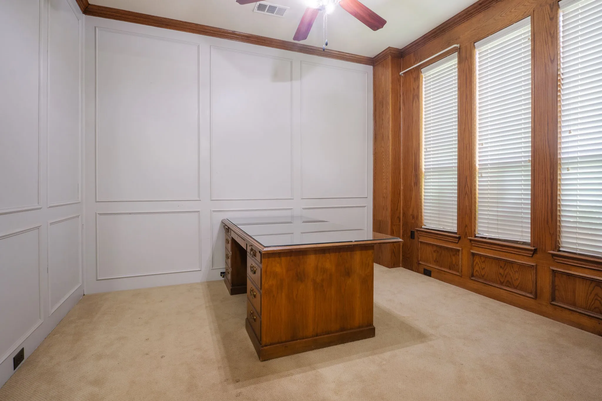 Single Family Residence For Sale in Tarrant County , 923 Wise Street, Keller, Texas 76248, 5 Bedroom, 4 Bathroom, 3 Garage spaces, 4,267 Sqft, built in 2005, mls#21307455, Real Estate Agent in Keller, Homes For Sale in Tarrant county, Homes For Sale in Keller, Realtor in Keller Texas, Real Estate Brokerage Independent Realty Texas, Luminita Cordes Realtor
