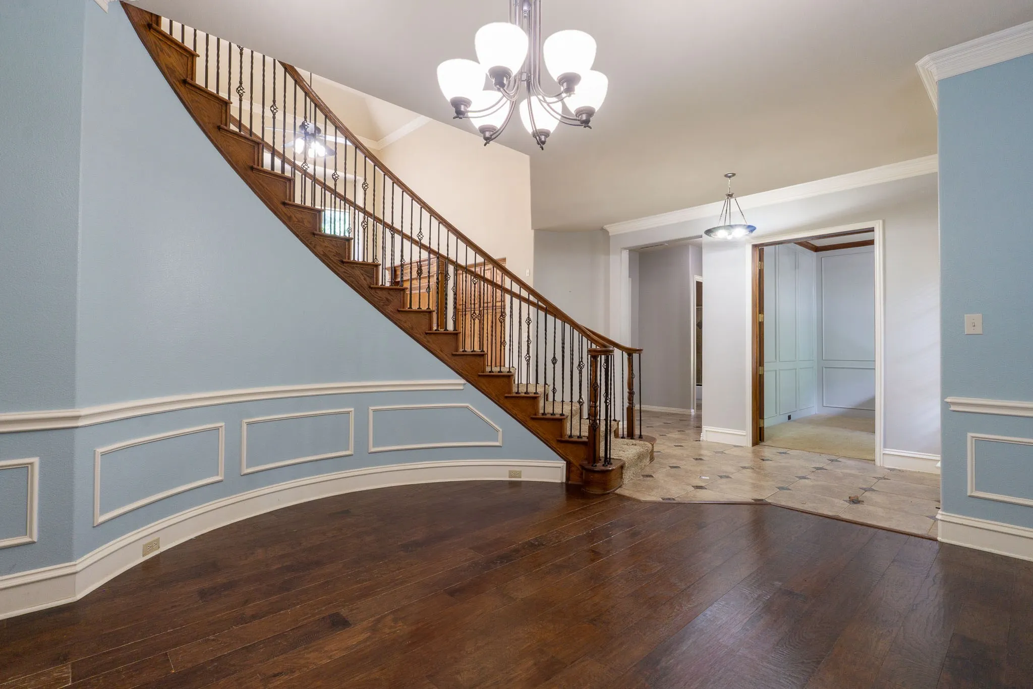 Single Family Residence For Sale in Tarrant County , 923 Wise Street, Keller, Texas 76248, 5 Bedroom, 4 Bathroom, 3 Garage spaces, 4,267 Sqft, built in 2005, mls#21307455, Real Estate Agent in Keller, Homes For Sale in Tarrant county, Homes For Sale in Keller, Realtor in Keller Texas, Real Estate Brokerage Independent Realty Texas, Luminita Cordes Realtor
