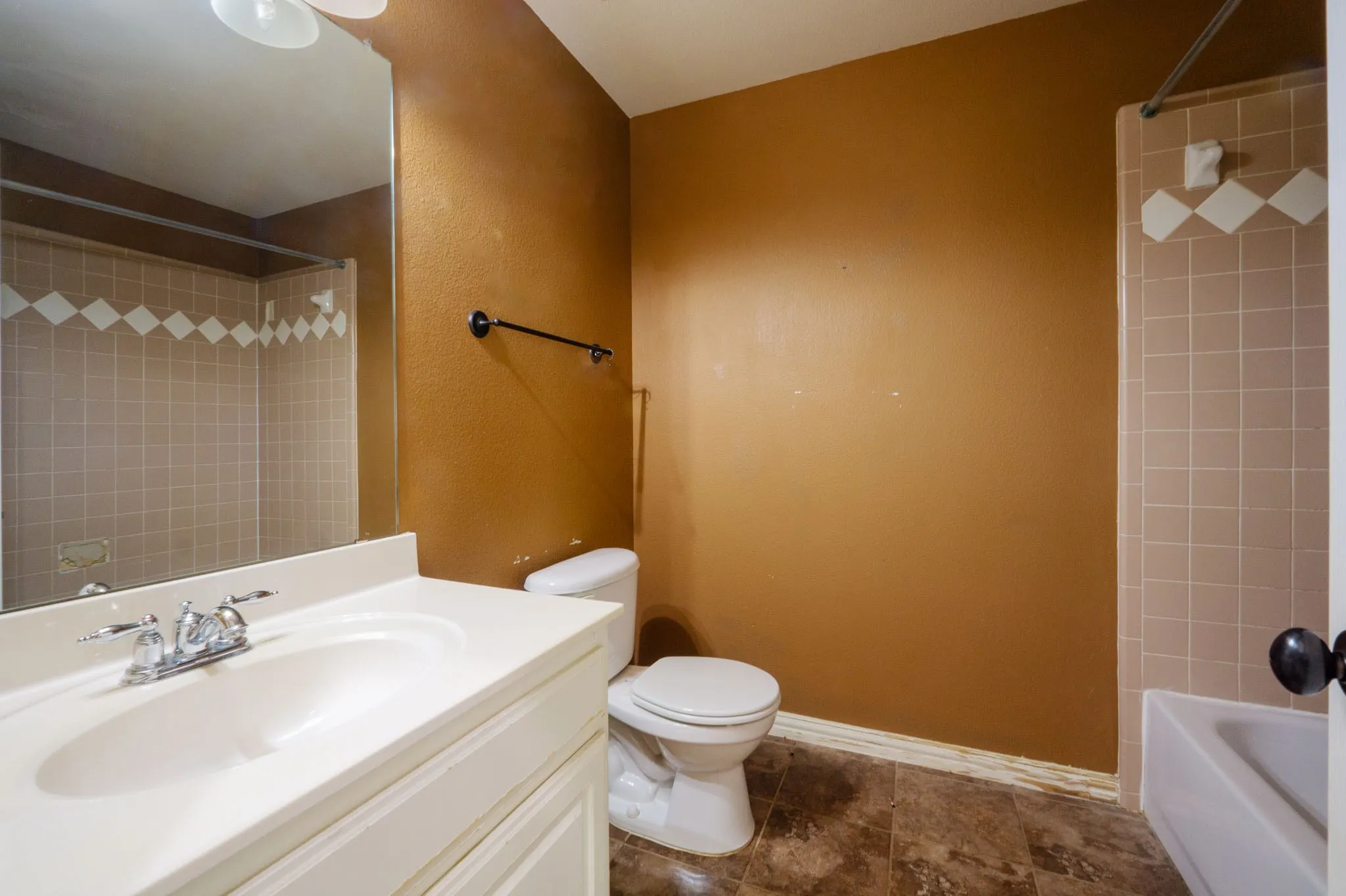 Single Family Residence For Sale in Tarrant County , 923 Wise Street, Keller, Texas 76248, 5 Bedroom, 4 Bathroom, 3 Garage spaces, 4,267 Sqft, built in 2005, mls#21307455, Real Estate Agent in Keller, Homes For Sale in Tarrant county, Homes For Sale in Keller, Realtor in Keller Texas, Real Estate Brokerage Independent Realty Texas, Luminita Cordes Realtor