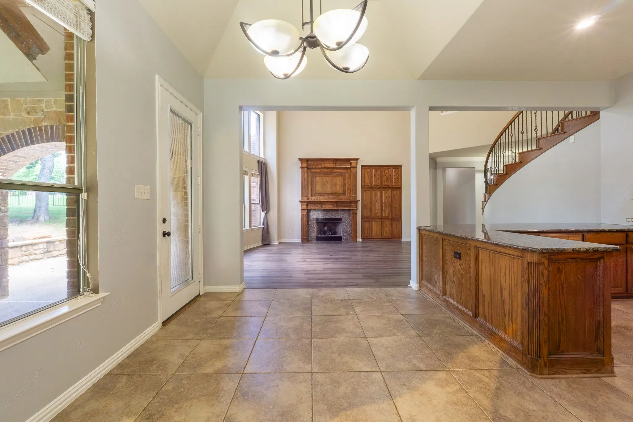 Single Family Residence For Sale in Tarrant County , 923 Wise Street, Keller, Texas 76248, 5 Bedroom, 4 Bathroom, 3 Garage spaces, 4,267 Sqft, built in 2005, mls#21307455, Real Estate Agent in Keller, Homes For Sale in Tarrant county, Homes For Sale in Keller, Realtor in Keller Texas, Real Estate Brokerage Independent Realty Texas, Luminita Cordes Realtor
