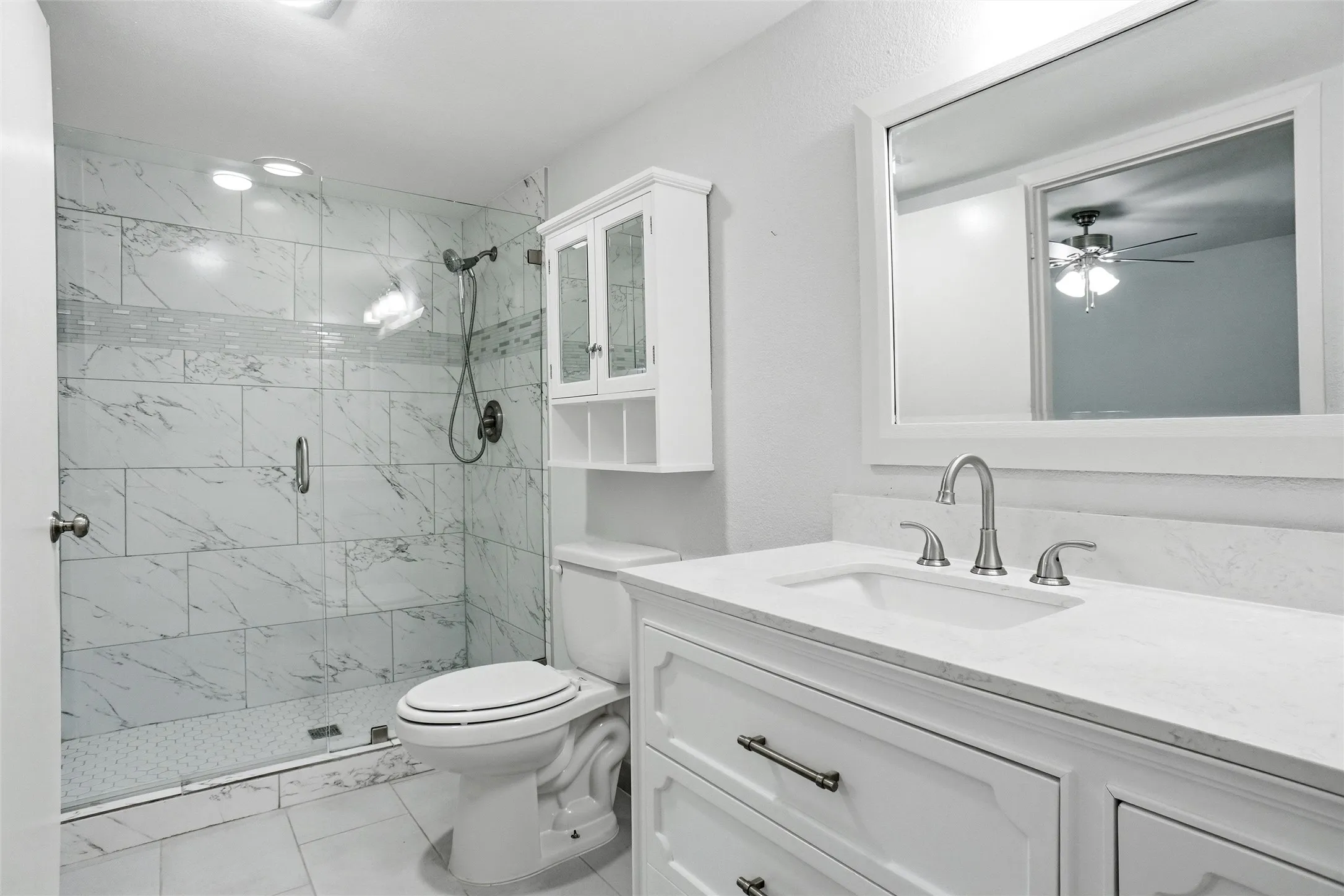 Single Family Residence For Sale in Tarrant County , 3104 Story Lane, Bedford, Texas 76021, 3 Bedroom, 2 Bathroom, 2 Garage spaces, 1,899 Sqft, built in 1977, mls#21284299, Real Estate Agent in Bedford, Homes For Sale in Tarrant county, Homes For Sale in Bedford, Realtor in Bedford Texas, Real Estate Brokerage Independent Realty Texas, Luminita Cordes Realtor