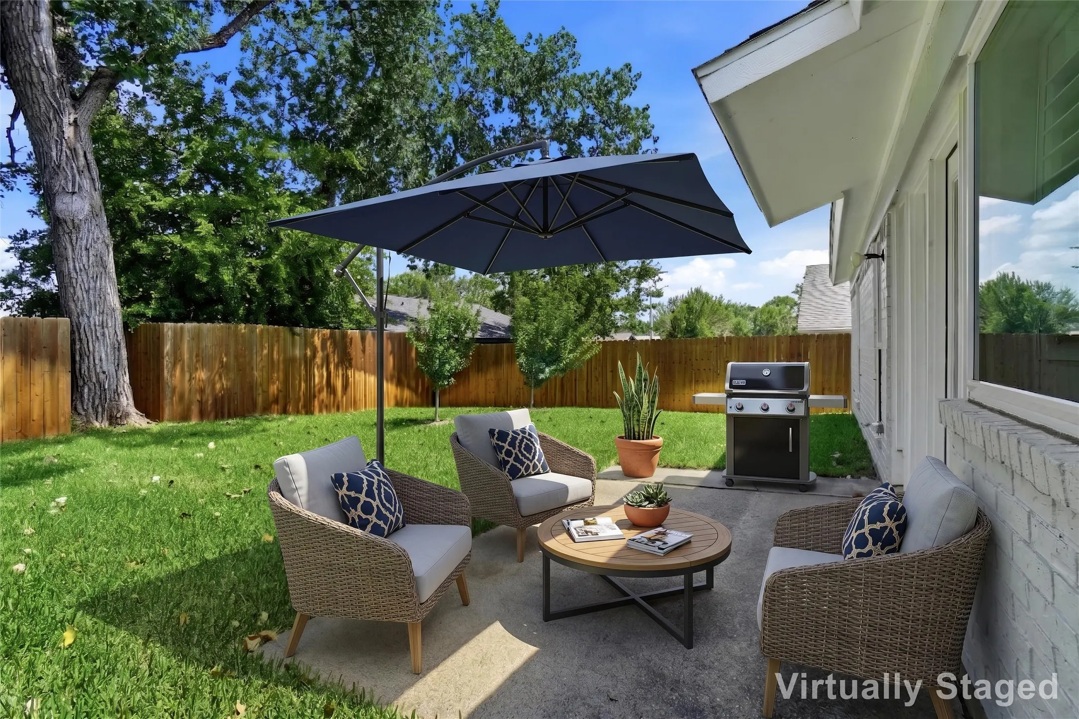Single Family Residence For Sale in Tarrant County , 3104 Story Lane, Bedford, Texas 76021, 3 Bedroom, 2 Bathroom, 2 Garage spaces, 1,899 Sqft, built in 1977, mls#21284299, Real Estate Agent in Bedford, Homes For Sale in Tarrant county, Homes For Sale in Bedford, Realtor in Bedford Texas, Real Estate Brokerage Independent Realty Texas, Luminita Cordes Realtor