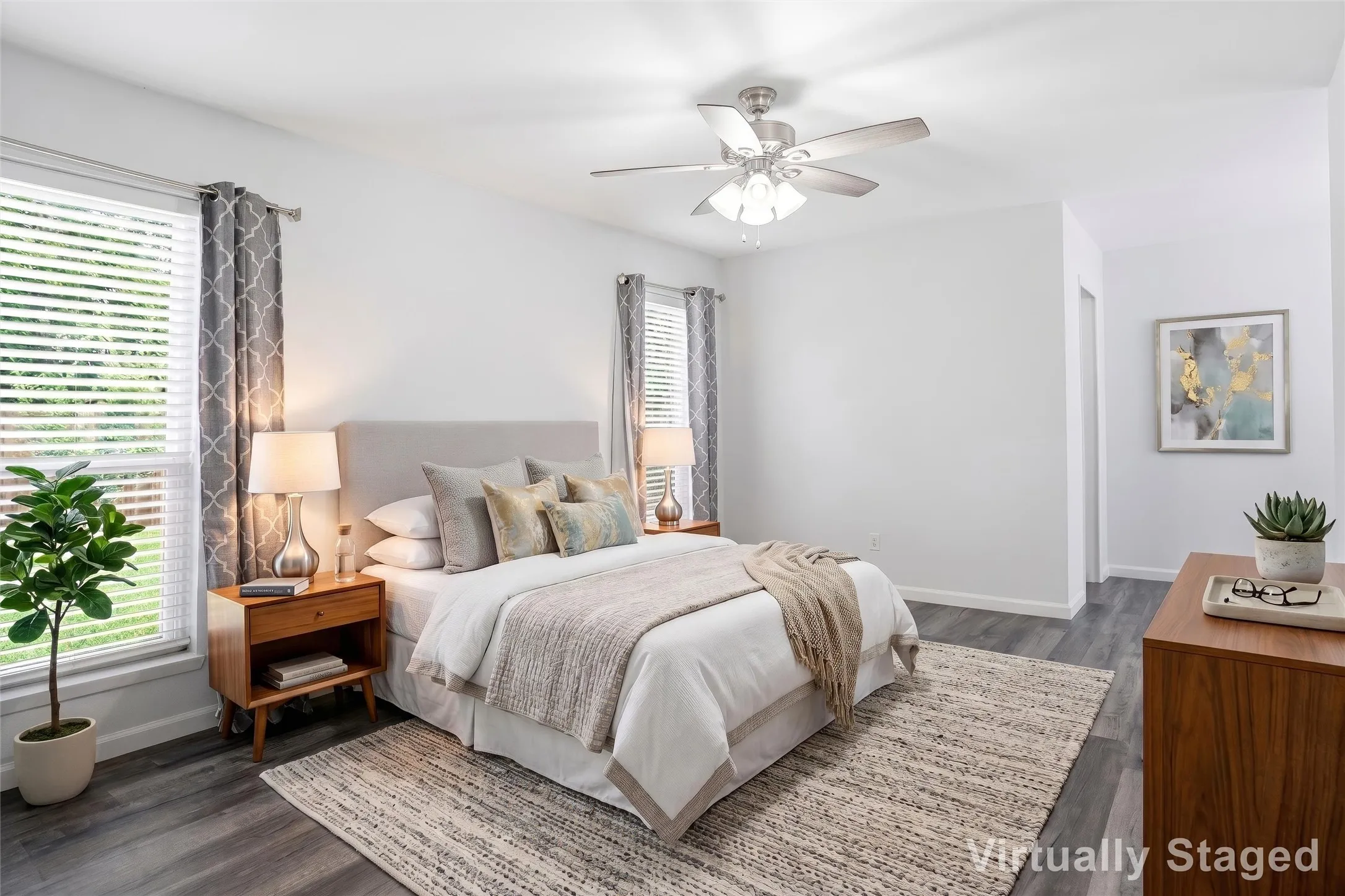 Single Family Residence For Sale in Tarrant County , 3104 Story Lane, Bedford, Texas 76021, 3 Bedroom, 2 Bathroom, 2 Garage spaces, 1,899 Sqft, built in 1977, mls#21284299, Real Estate Agent in Bedford, Homes For Sale in Tarrant county, Homes For Sale in Bedford, Realtor in Bedford Texas, Real Estate Brokerage Independent Realty Texas, Luminita Cordes Realtor