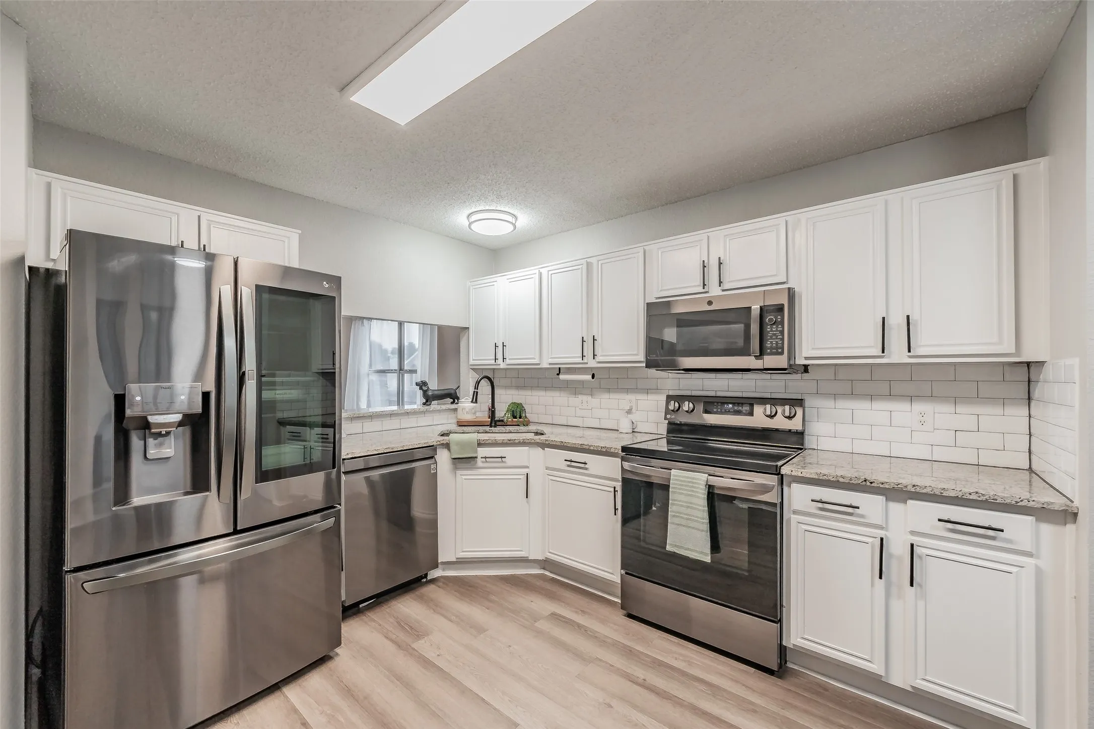Modern kitchen