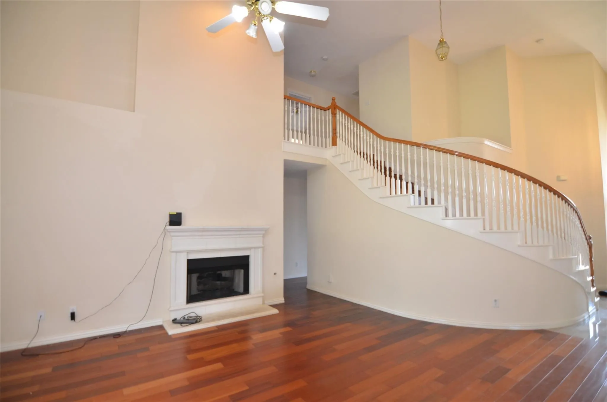 Single Family Residence For Rent in Collin County , 4309 Avebury Drive, Plano, Texas 75024, 5 Bedroom, 4 Bathroom, 2 Garage spaces, 3,111 Sqft, built in 1999, mls#21305774, Real Estate Agent in Plano, Homes For Rent in Collin county, Homes For Rent in Plano, Realtor in Plano Texas, Real Estate Brokerage Independent Realty Texas, Luminita Cordes Realtor