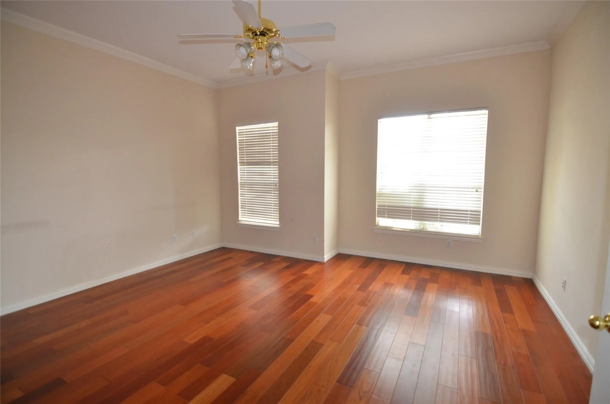 Single Family Residence For Rent in Collin County , 4309 Avebury Drive, Plano, Texas 75024, 5 Bedroom, 4 Bathroom, 2 Garage spaces, 3,111 Sqft, built in 1999, mls#21305774, Real Estate Agent in Plano, Homes For Rent in Collin county, Homes For Rent in Plano, Realtor in Plano Texas, Real Estate Brokerage Independent Realty Texas, Luminita Cordes Realtor