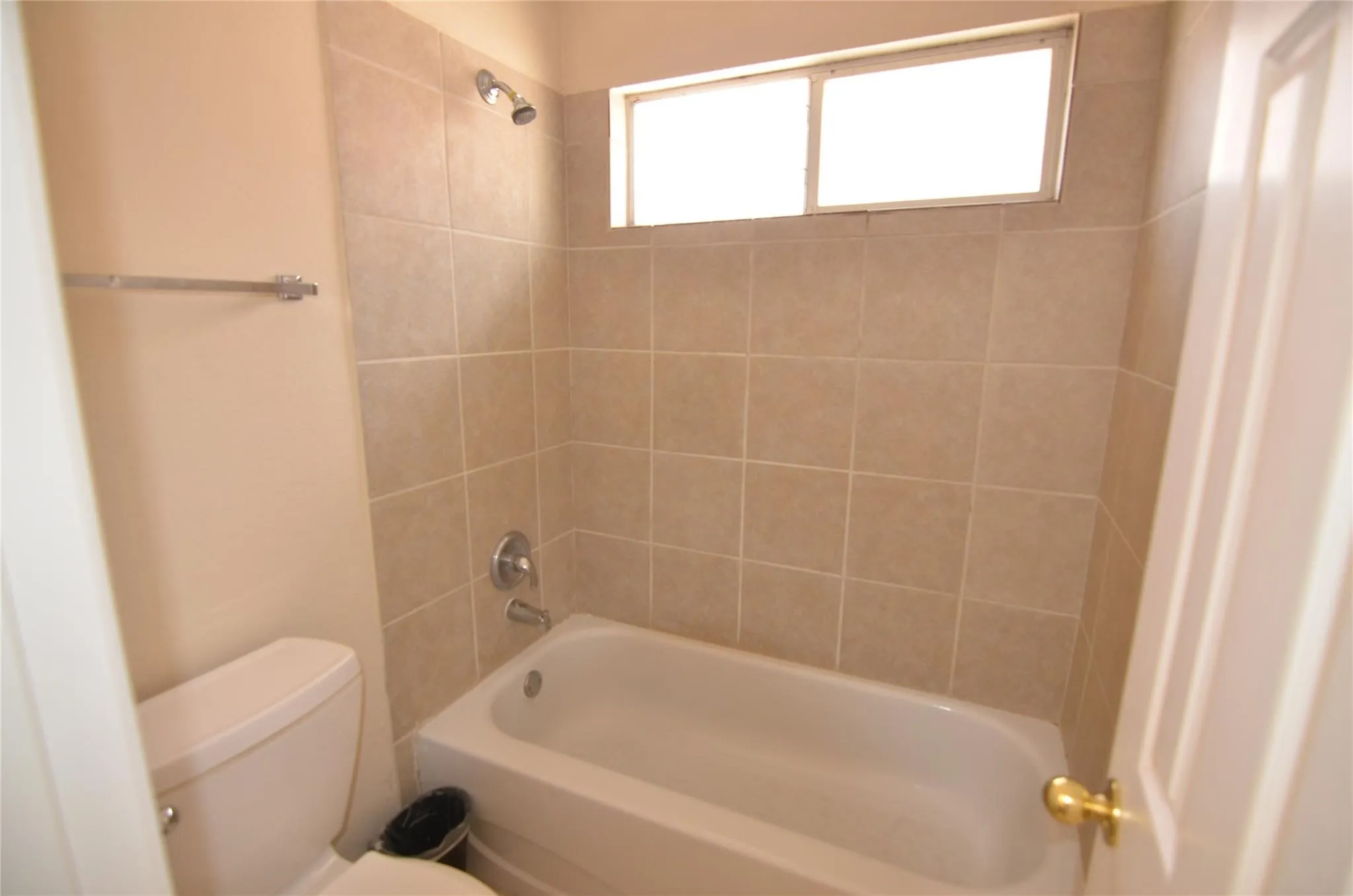 Single Family Residence For Rent in Collin County , 4309 Avebury Drive, Plano, Texas 75024, 5 Bedroom, 4 Bathroom, 2 Garage spaces, 3,111 Sqft, built in 1999, mls#21305774, Real Estate Agent in Plano, Homes For Rent in Collin county, Homes For Rent in Plano, Realtor in Plano Texas, Real Estate Brokerage Independent Realty Texas, Luminita Cordes Realtor