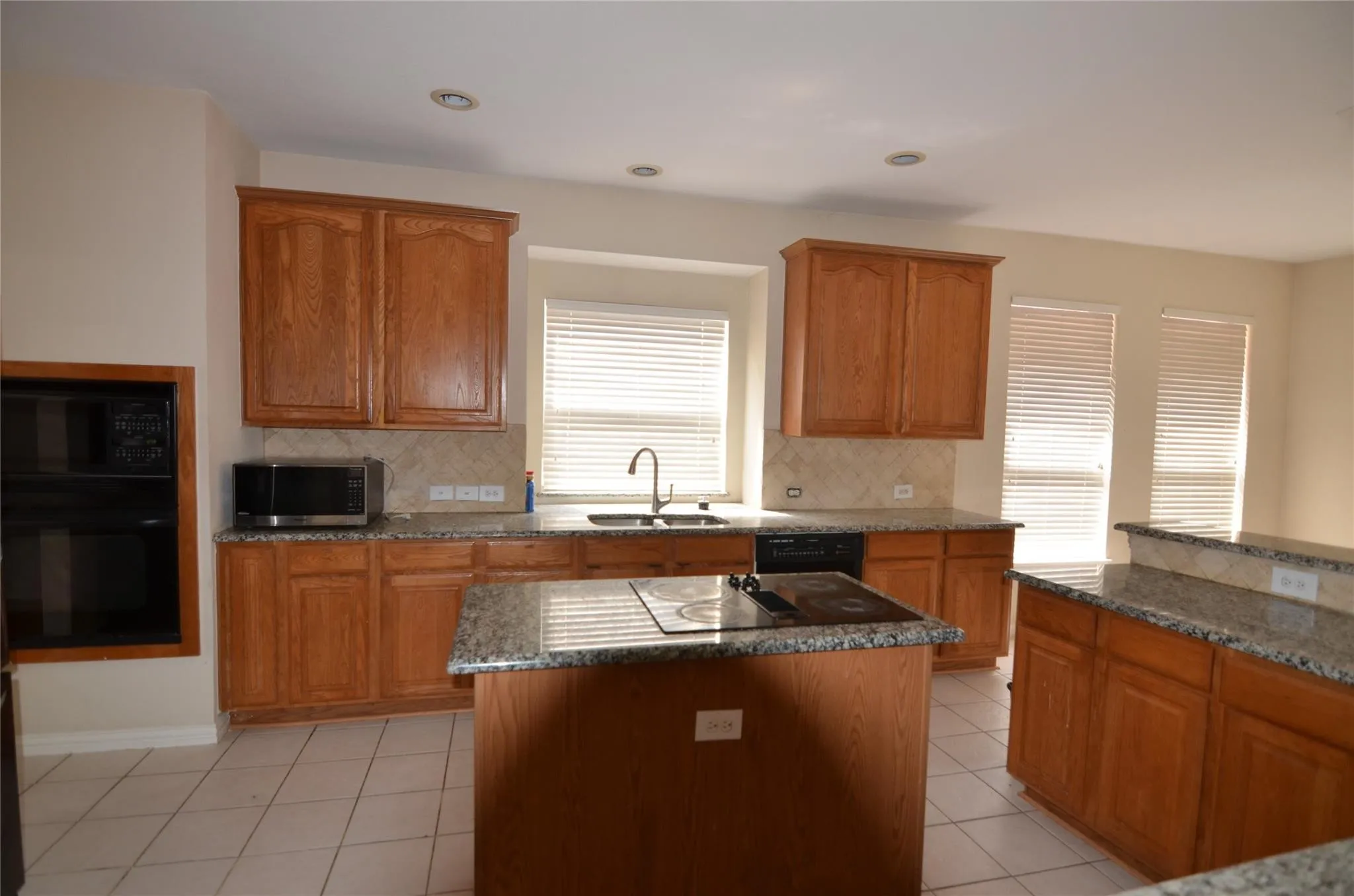 Single Family Residence For Rent in Collin County , 4309 Avebury Drive, Plano, Texas 75024, 5 Bedroom, 4 Bathroom, 2 Garage spaces, 3,111 Sqft, built in 1999, mls#21305774, Real Estate Agent in Plano, Homes For Rent in Collin county, Homes For Rent in Plano, Realtor in Plano Texas, Real Estate Brokerage Independent Realty Texas, Luminita Cordes Realtor