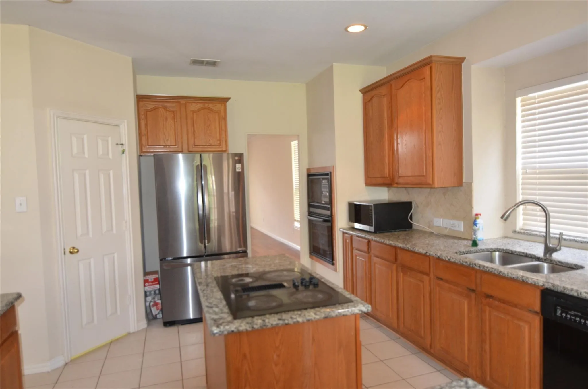Single Family Residence For Rent in Collin County , 4309 Avebury Drive, Plano, Texas 75024, 5 Bedroom, 4 Bathroom, 2 Garage spaces, 3,111 Sqft, built in 1999, mls#21305774, Real Estate Agent in Plano, Homes For Rent in Collin county, Homes For Rent in Plano, Realtor in Plano Texas, Real Estate Brokerage Independent Realty Texas, Luminita Cordes Realtor