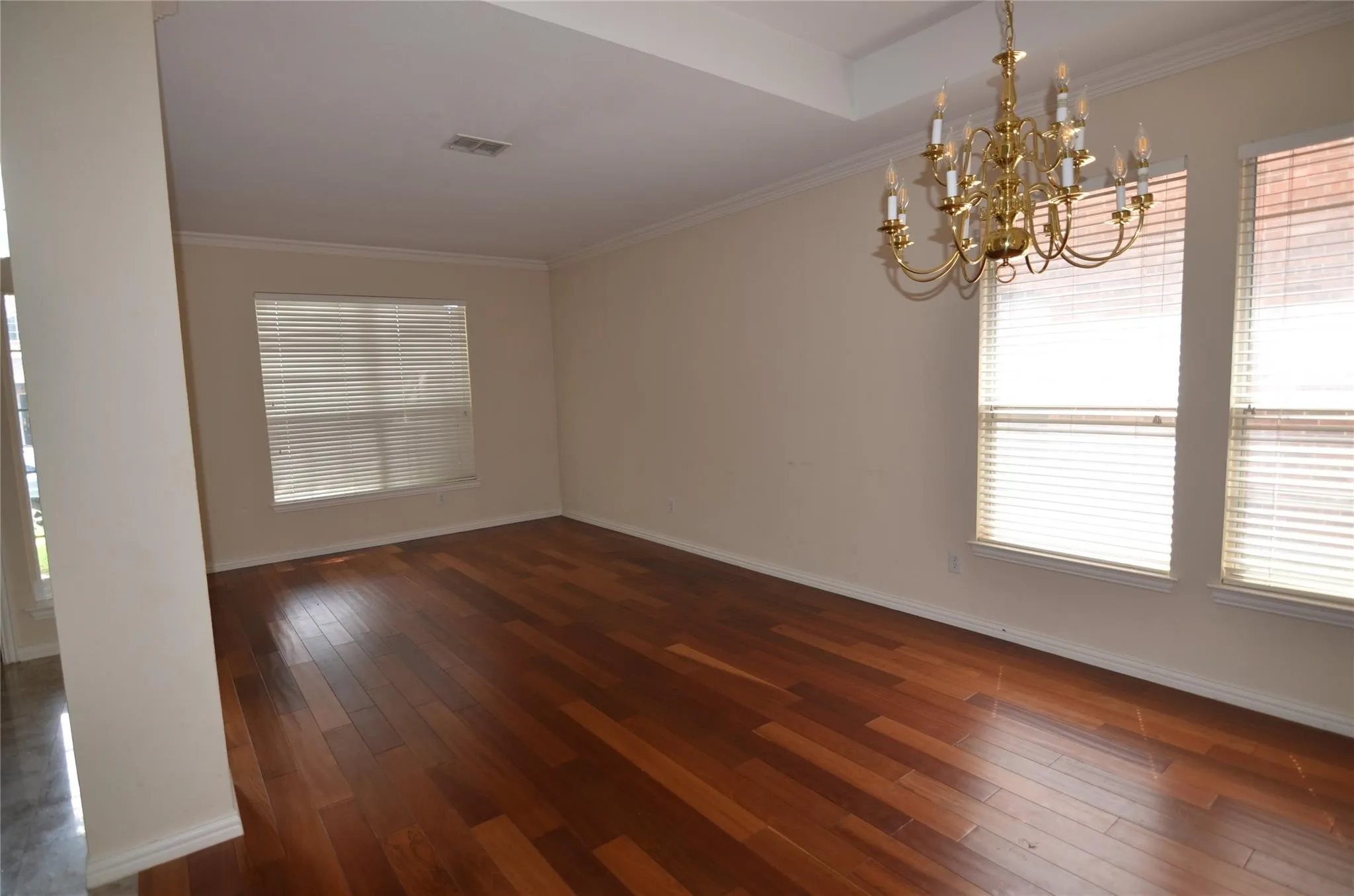 Single Family Residence For Rent in Collin County , 4309 Avebury Drive, Plano, Texas 75024, 5 Bedroom, 4 Bathroom, 2 Garage spaces, 3,111 Sqft, built in 1999, mls#21305774, Real Estate Agent in Plano, Homes For Rent in Collin county, Homes For Rent in Plano, Realtor in Plano Texas, Real Estate Brokerage Independent Realty Texas, Luminita Cordes Realtor