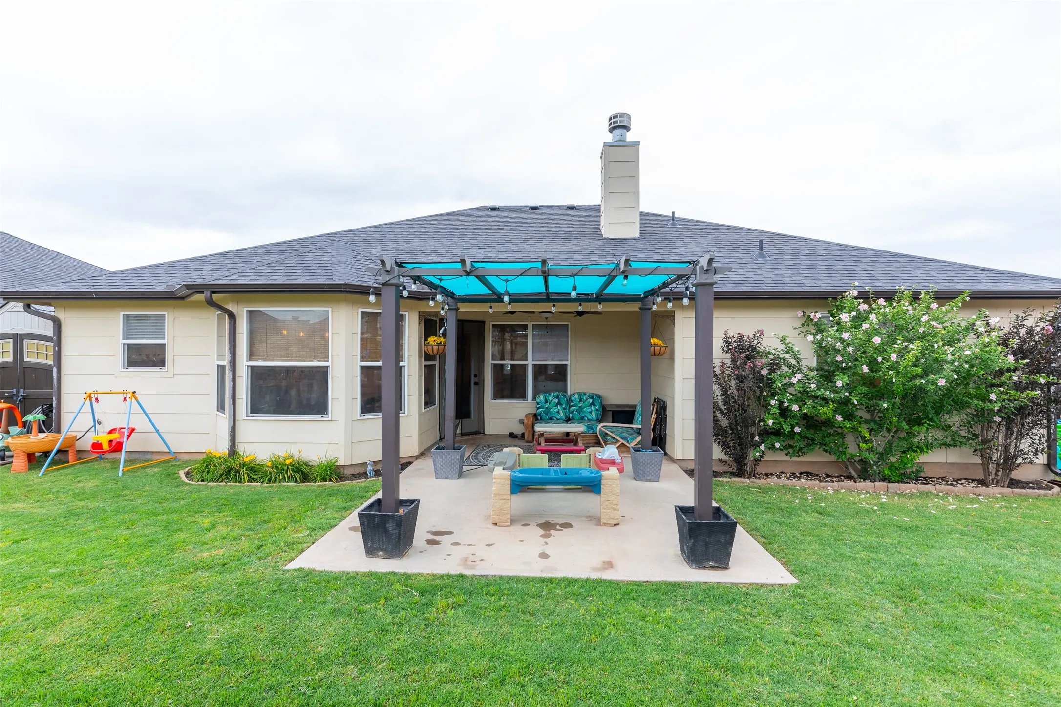 Single Family Residence For Sale in Taylor County , 3133 Sterling Street, Abilene, Texas 79606, 3 Bedroom, 2 Bathroom, 2 Garage spaces, 1,604 Sqft, built in 2008, mls#21307533, Real Estate Agent in Abilene, Homes For Sale in Taylor county, Homes For Sale in Abilene, Realtor in Abilene Texas, Real Estate Brokerage Independent Realty Texas, Luminita Cordes Realtor