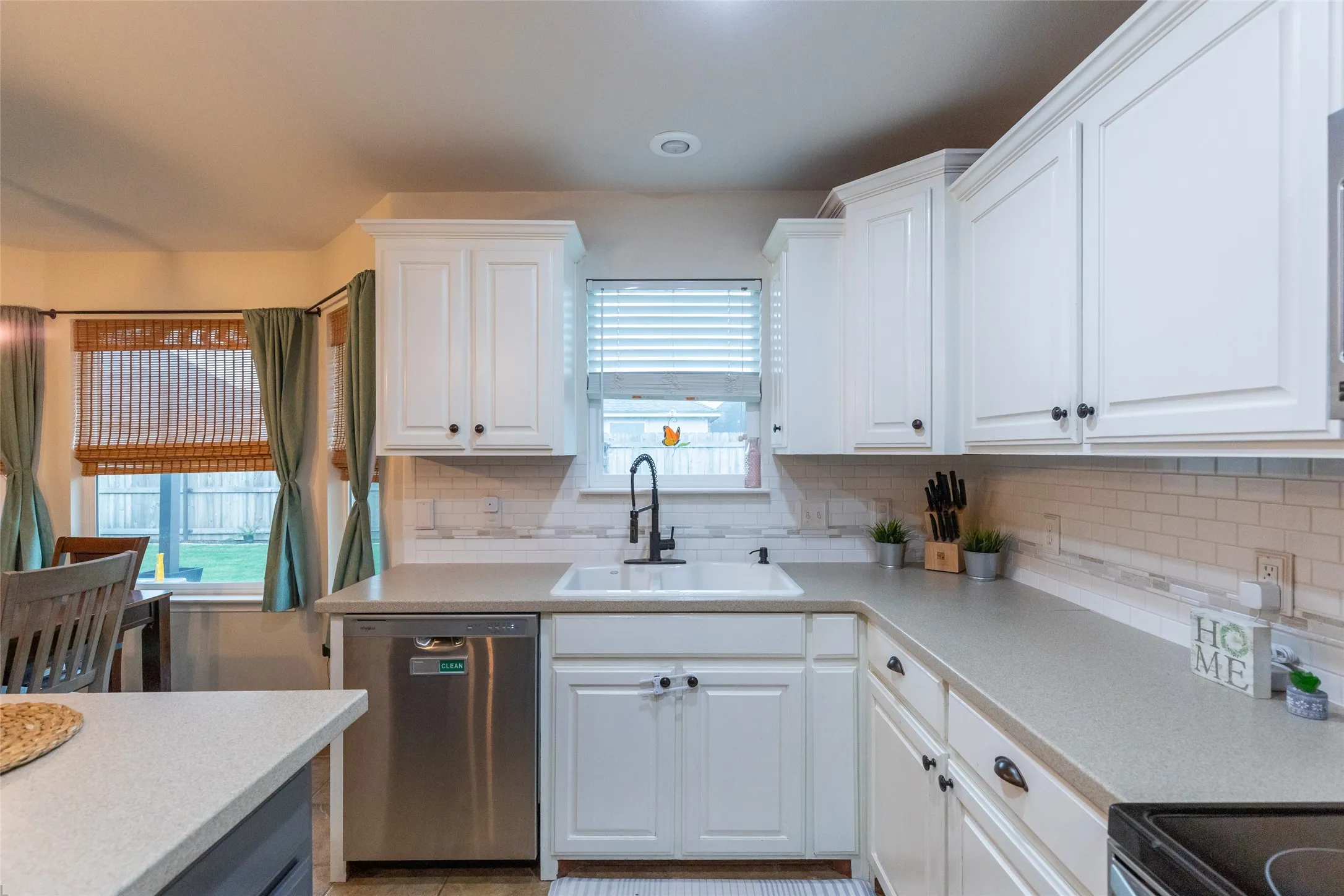 Single Family Residence For Sale in Taylor County , 3133 Sterling Street, Abilene, Texas 79606, 3 Bedroom, 2 Bathroom, 2 Garage spaces, 1,604 Sqft, built in 2008, mls#21307533, Real Estate Agent in Abilene, Homes For Sale in Taylor county, Homes For Sale in Abilene, Realtor in Abilene Texas, Real Estate Brokerage Independent Realty Texas, Luminita Cordes Realtor