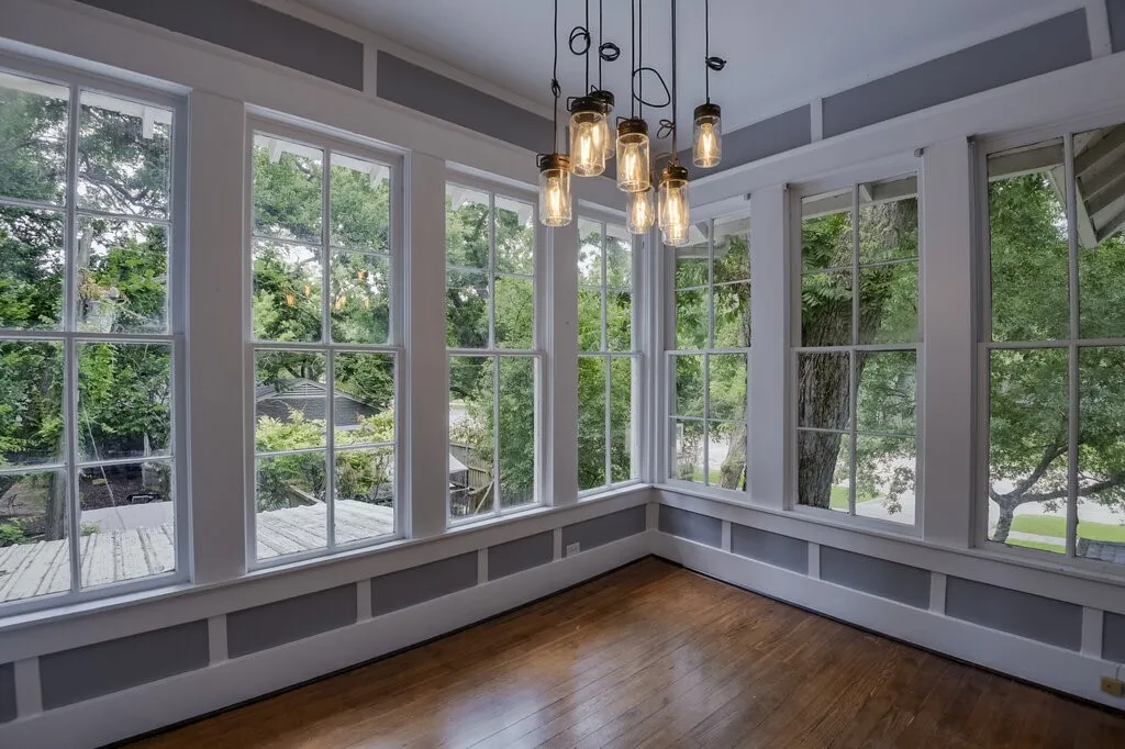 Single Family Residence For Sale in Ellis County , 708 W Marvin Avenue, Waxahachie, Texas 75165, 3 Bedroom, 3 Bathroom, 1 Garage spaces, 2,844 Sqft, built in 1913, mls#21308097, Real Estate Agent in Waxahachie, Homes For Sale in Ellis county, Homes For Sale in Waxahachie, Realtor in Waxahachie Texas, Real Estate Brokerage Independent Realty Texas, Luminita Cordes Realtor