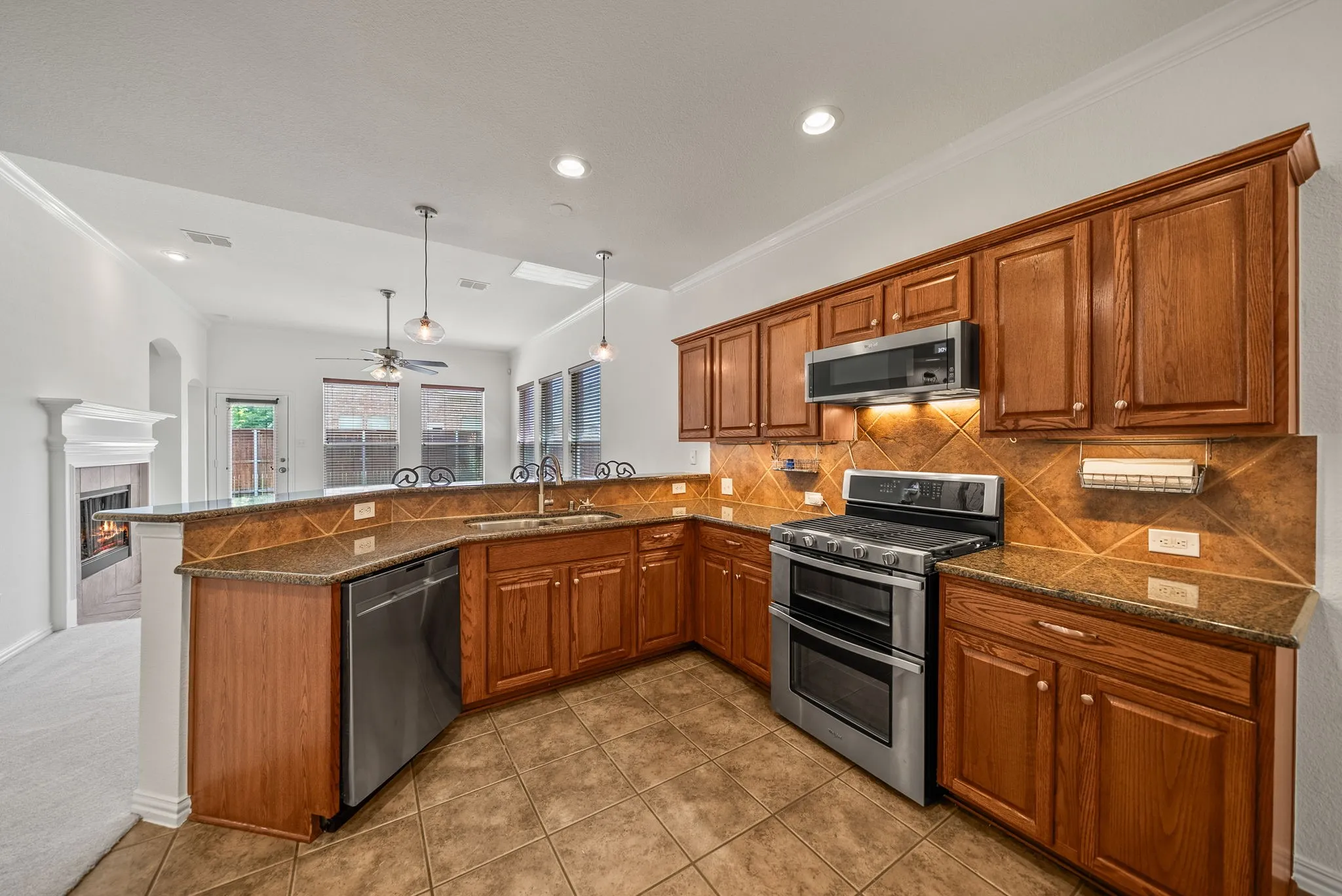 Single Family Residence For Sale in Denton County , 325 Kirby Drive, Argyle, Texas 76226, 4 Bedroom, 3 Bathroom, 2 Garage spaces, 2,475 Sqft, built in 2006, mls#21308088, Real Estate Agent in Argyle, Homes For Sale in Denton county, Homes For Sale in Argyle, Realtor in Argyle Texas, Real Estate Brokerage Independent Realty Texas, Luminita Cordes Realtor