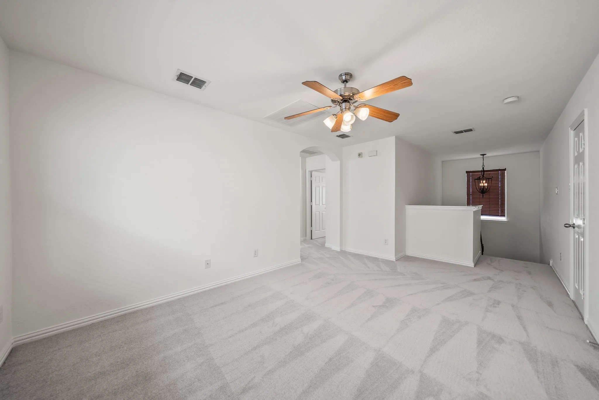Single Family Residence For Sale in Denton County , 325 Kirby Drive, Argyle, Texas 76226, 4 Bedroom, 3 Bathroom, 2 Garage spaces, 2,475 Sqft, built in 2006, mls#21308088, Real Estate Agent in Argyle, Homes For Sale in Denton county, Homes For Sale in Argyle, Realtor in Argyle Texas, Real Estate Brokerage Independent Realty Texas, Luminita Cordes Realtor