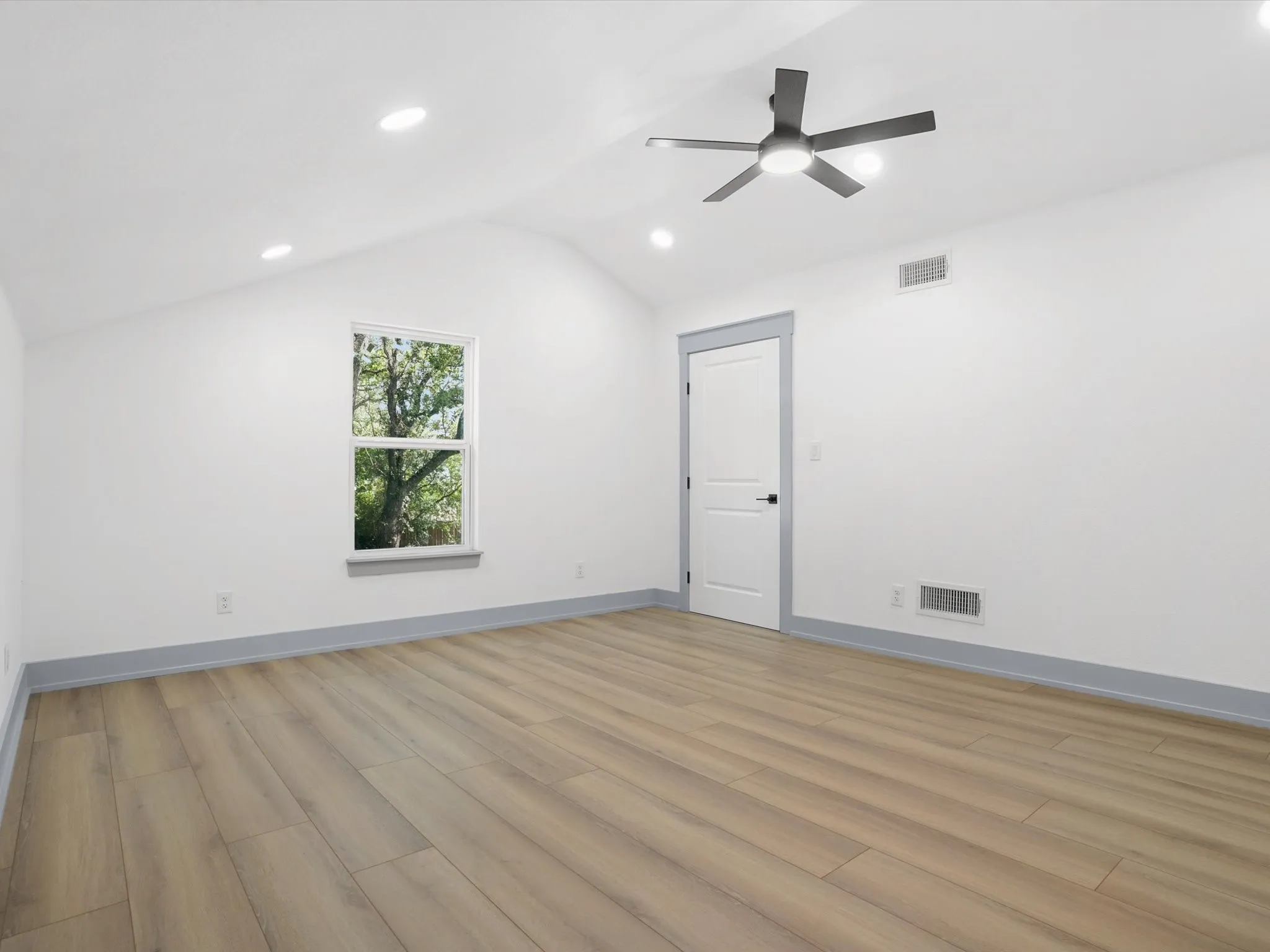 Upstair’s multipurpose room. Media, game room, guest room, etc.