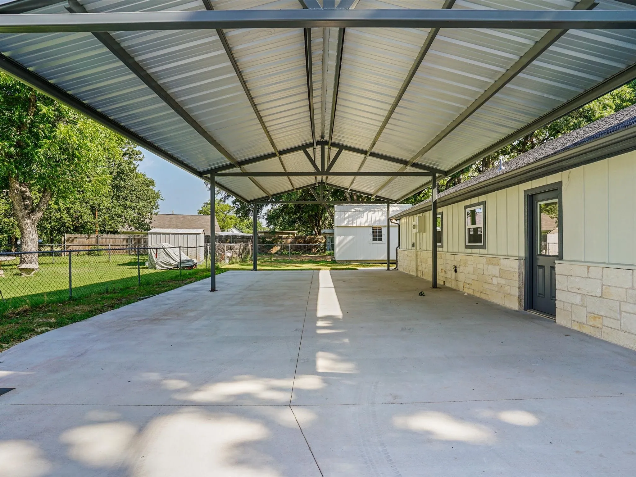 Carport