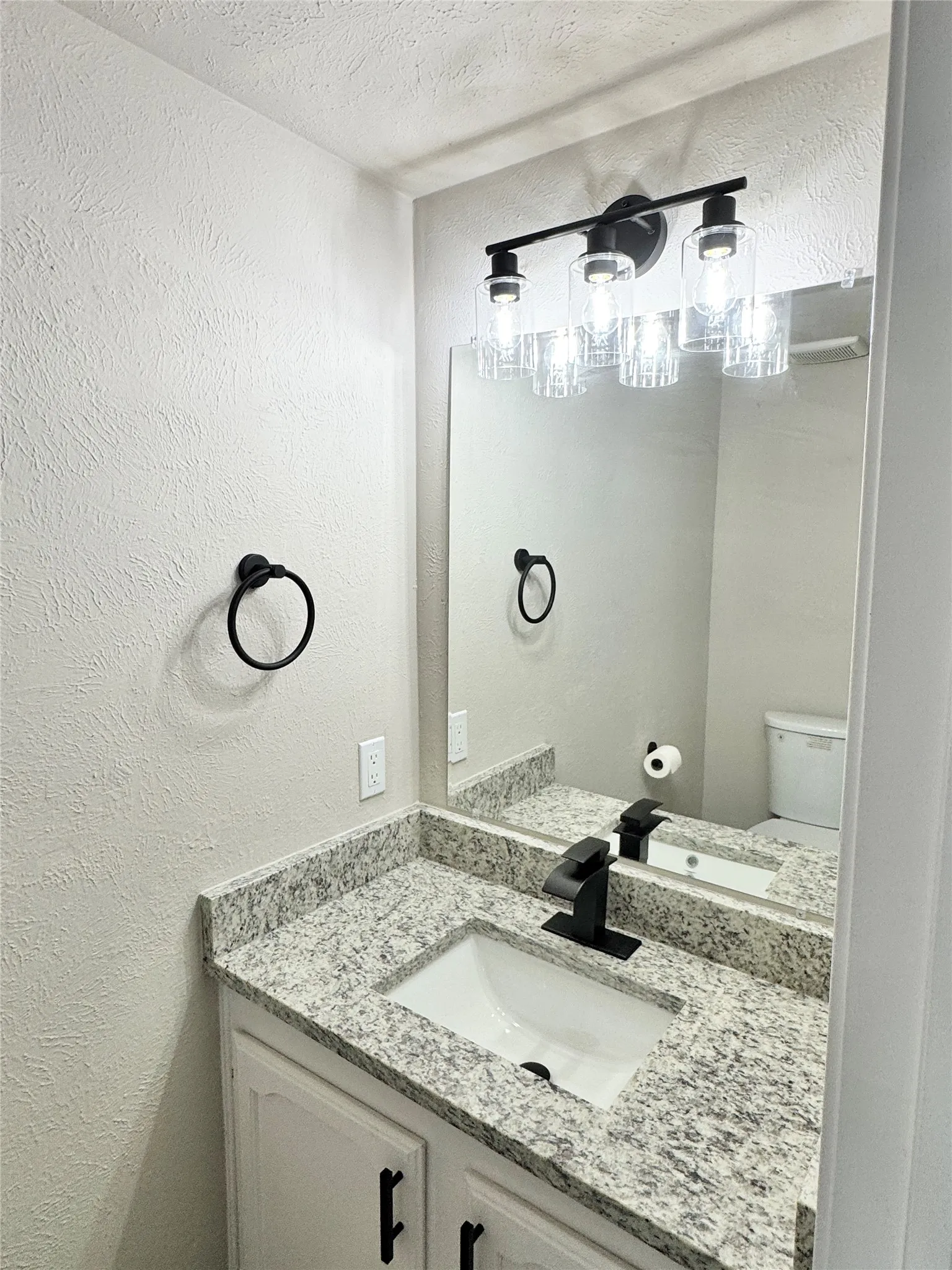 Half bath, downstairs