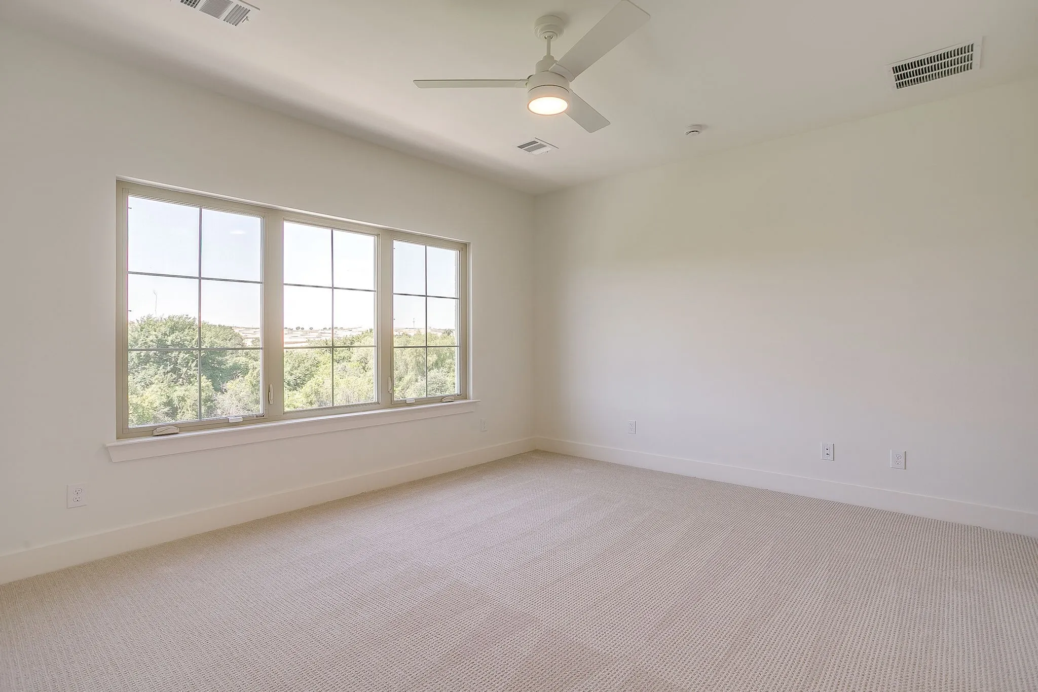 Townhouse For Sale in Parker County , 13833 Carnegie Drive, Fort Worth, Texas 76008, 3 Bedroom, 3 Bathroom, 2 Garage spaces, 2,078 Sqft, built in 2026, mls#21301362, Real Estate Agent in Fort Worth, Homes For Sale in Parker county, Homes For Sale in Fort Worth, Realtor in Fort Worth Texas, Real Estate Brokerage Independent Realty Texas, Luminita Cordes Realtor