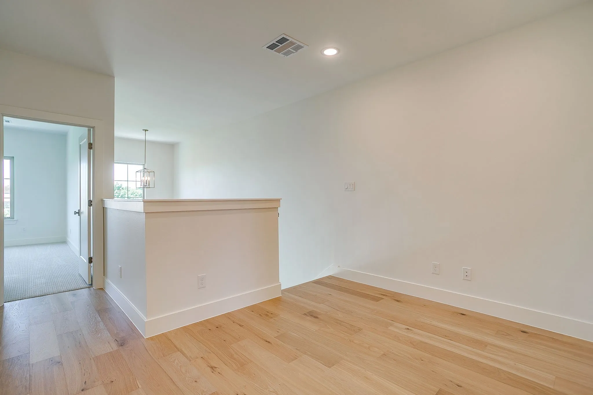 Townhouse For Sale in Parker County , 13833 Carnegie Drive, Fort Worth, Texas 76008, 3 Bedroom, 3 Bathroom, 2 Garage spaces, 2,078 Sqft, built in 2026, mls#21301362, Real Estate Agent in Fort Worth, Homes For Sale in Parker county, Homes For Sale in Fort Worth, Realtor in Fort Worth Texas, Real Estate Brokerage Independent Realty Texas, Luminita Cordes Realtor