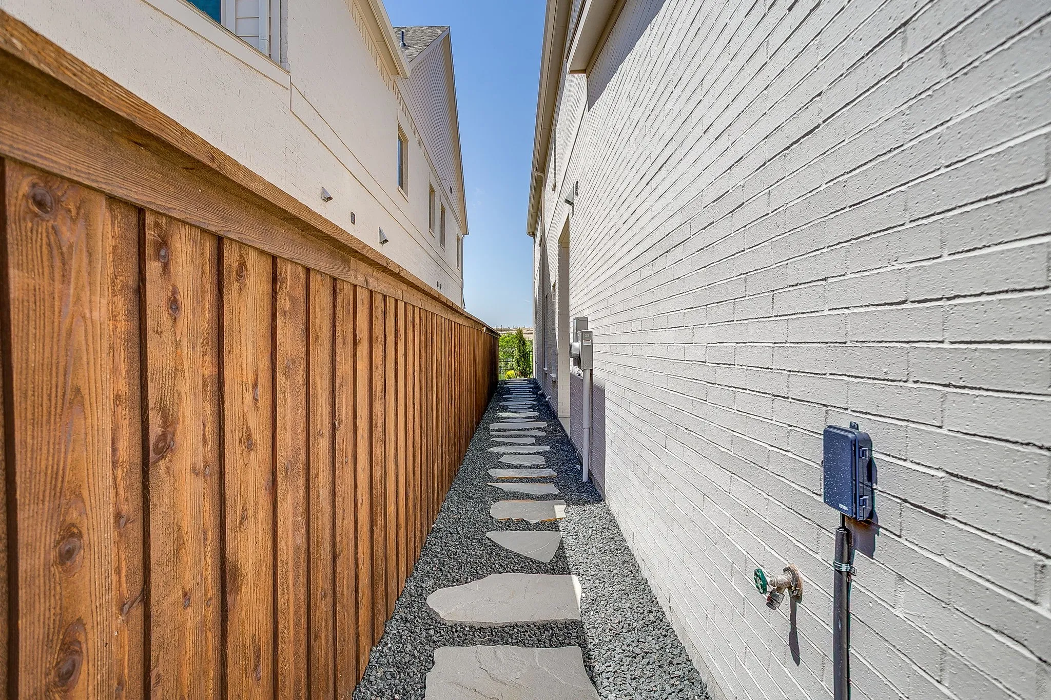 Townhouse For Sale in Parker County , 13833 Carnegie Drive, Fort Worth, Texas 76008, 3 Bedroom, 3 Bathroom, 2 Garage spaces, 2,078 Sqft, built in 2026, mls#21301362, Real Estate Agent in Fort Worth, Homes For Sale in Parker county, Homes For Sale in Fort Worth, Realtor in Fort Worth Texas, Real Estate Brokerage Independent Realty Texas, Luminita Cordes Realtor