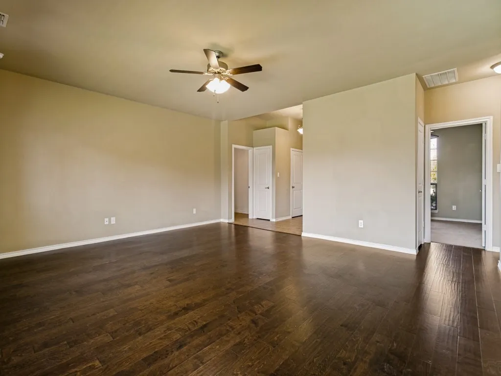 Single Family Residence For Sale in Denton County , 4009 Kensington Drive, Sanger, Texas 76266, 3 Bedroom, 2 Bathroom, 2 Garage spaces, 1,617 Sqft, built in 2018, Price $290,000, mls#21308120, Real Estate Agent in Sanger, Homes For Sale in Denton county, Homes For Sale in Sanger, Realtor in Sanger Texas, Real Estate Brokerage Independent Realty Texas, Luminita Cordes Realtor
