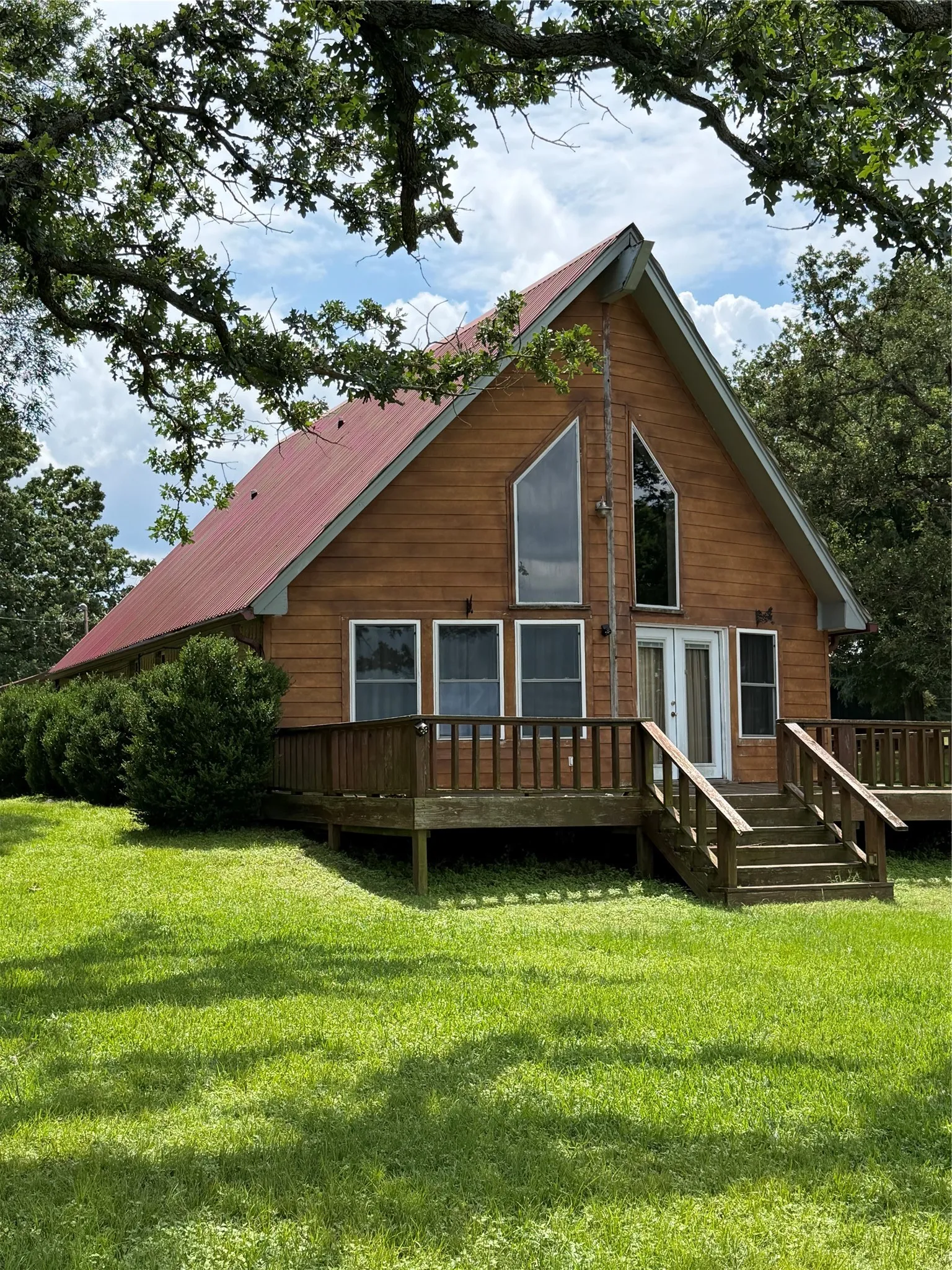 Single Family Residence For Sale in Limestone County , 587 Lcr 779, Groesbeck, Texas 76642, 3 Bedroom, 2 Bathroom, 2 Garage spaces, 1,638 Sqft, built in 2000, mls#21266176, Real Estate Agent in Groesbeck, Homes For Sale in Limestone county, Homes For Sale in Groesbeck, Realtor in Groesbeck Texas, Real Estate Brokerage Independent Realty Texas, Luminita Cordes Realtor