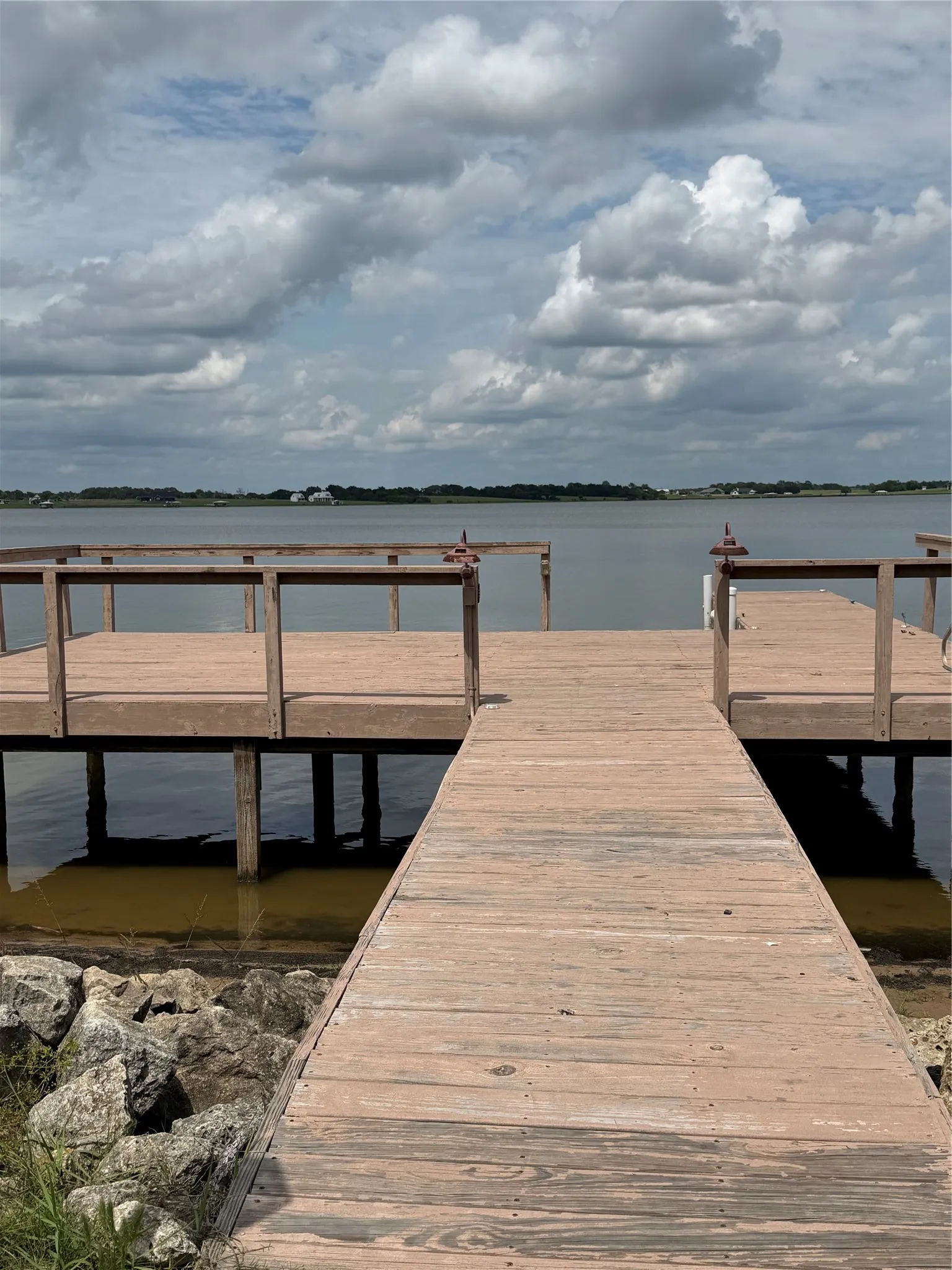 Single Family Residence For Sale in Limestone County , 587 Lcr 779, Groesbeck, Texas 76642, 3 Bedroom, 2 Bathroom, 2 Garage spaces, 1,638 Sqft, built in 2000, mls#21266176, Real Estate Agent in Groesbeck, Homes For Sale in Limestone county, Homes For Sale in Groesbeck, Realtor in Groesbeck Texas, Real Estate Brokerage Independent Realty Texas, Luminita Cordes Realtor