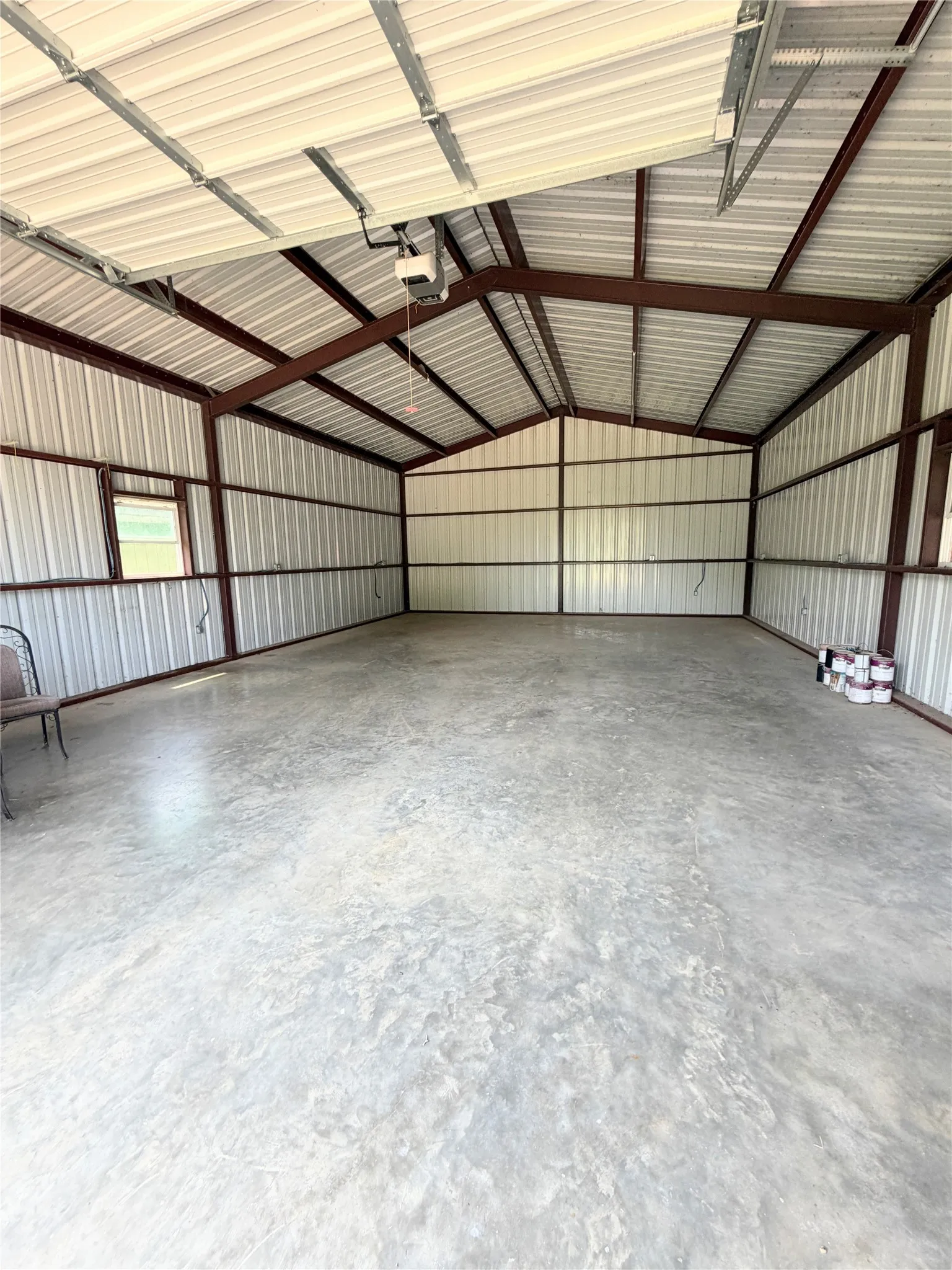 Single Family Residence For Sale in Limestone County , 587 Lcr 779, Groesbeck, Texas 76642, 3 Bedroom, 2 Bathroom, 2 Garage spaces, 1,638 Sqft, built in 2000, mls#21266176, Real Estate Agent in Groesbeck, Homes For Sale in Limestone county, Homes For Sale in Groesbeck, Realtor in Groesbeck Texas, Real Estate Brokerage Independent Realty Texas, Luminita Cordes Realtor