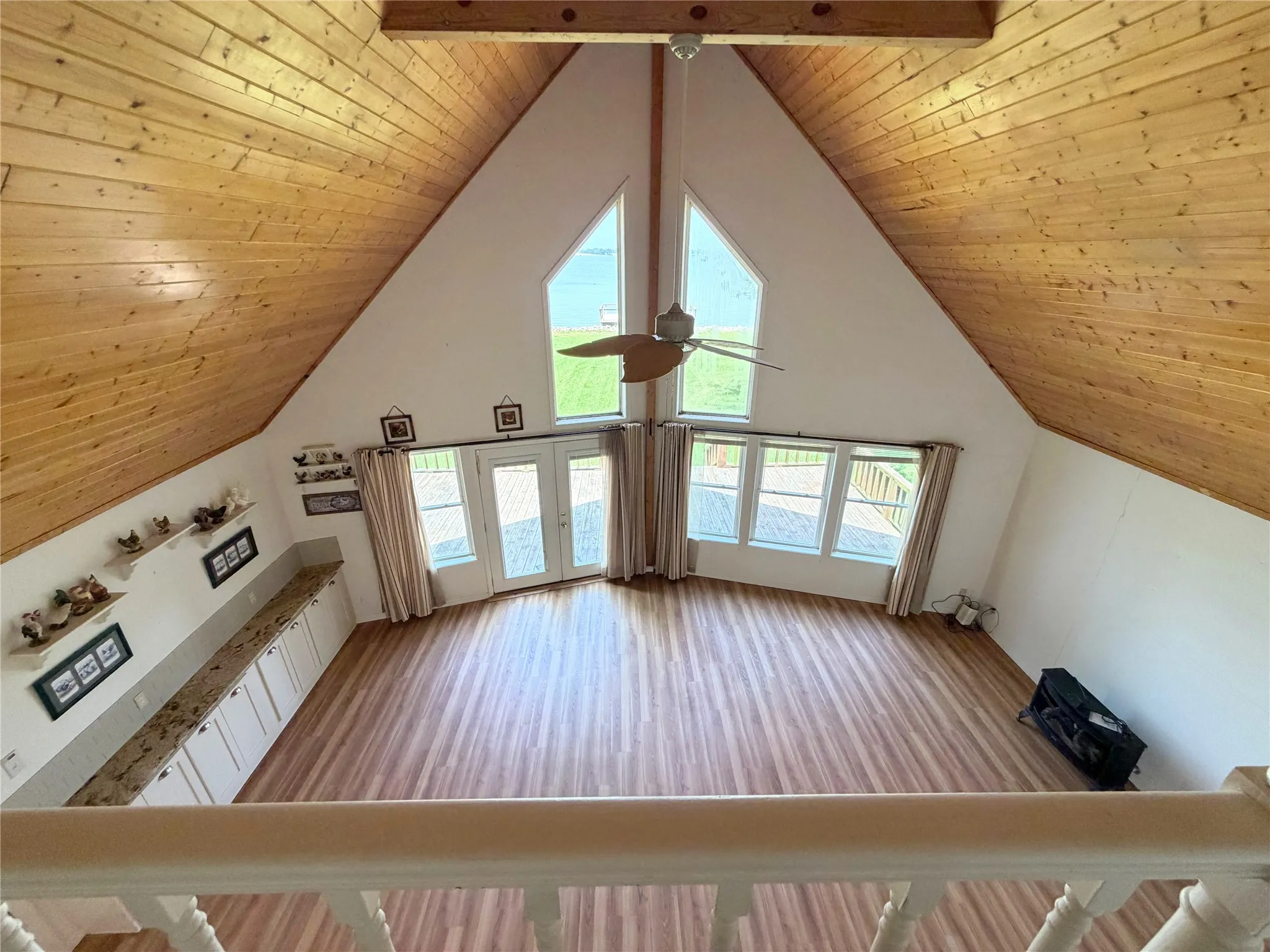 Single Family Residence For Sale in Limestone County , 587 Lcr 779, Groesbeck, Texas 76642, 3 Bedroom, 2 Bathroom, 2 Garage spaces, 1,638 Sqft, built in 2000, mls#21266176, Real Estate Agent in Groesbeck, Homes For Sale in Limestone county, Homes For Sale in Groesbeck, Realtor in Groesbeck Texas, Real Estate Brokerage Independent Realty Texas, Luminita Cordes Realtor