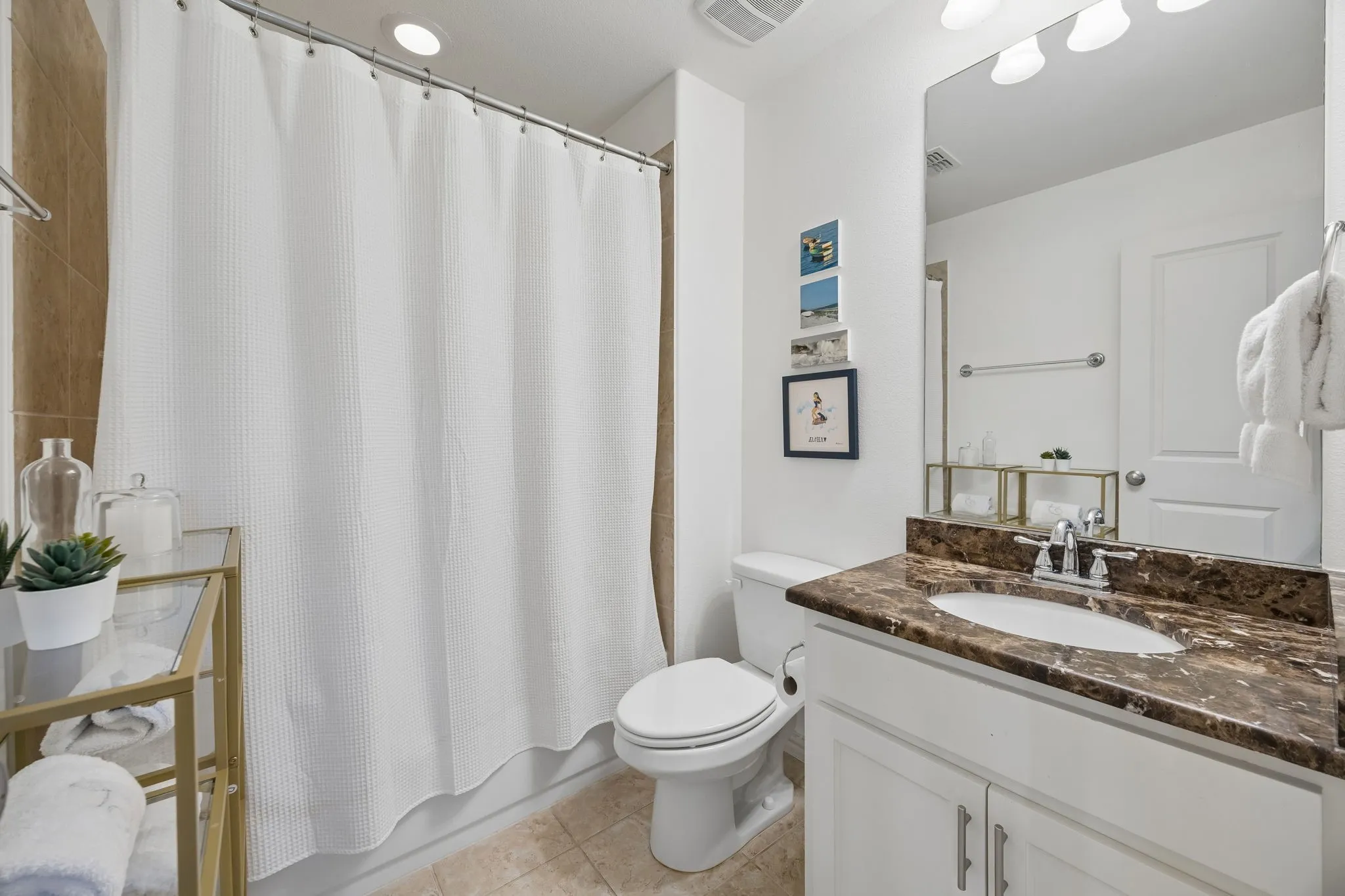 Single Family Residence For Sale in Denton County , 3611 Hickory Grove Lane, Frisco, Texas 75033, 4 Bedroom, 6 Bathroom, 3 Garage spaces, 4,105 Sqft, built in 2012, mls#21306648, Real Estate Agent in Frisco, Homes For Sale in Denton county, Homes For Sale in Frisco, Realtor in Frisco Texas, Real Estate Brokerage Independent Realty Texas, Luminita Cordes Realtor