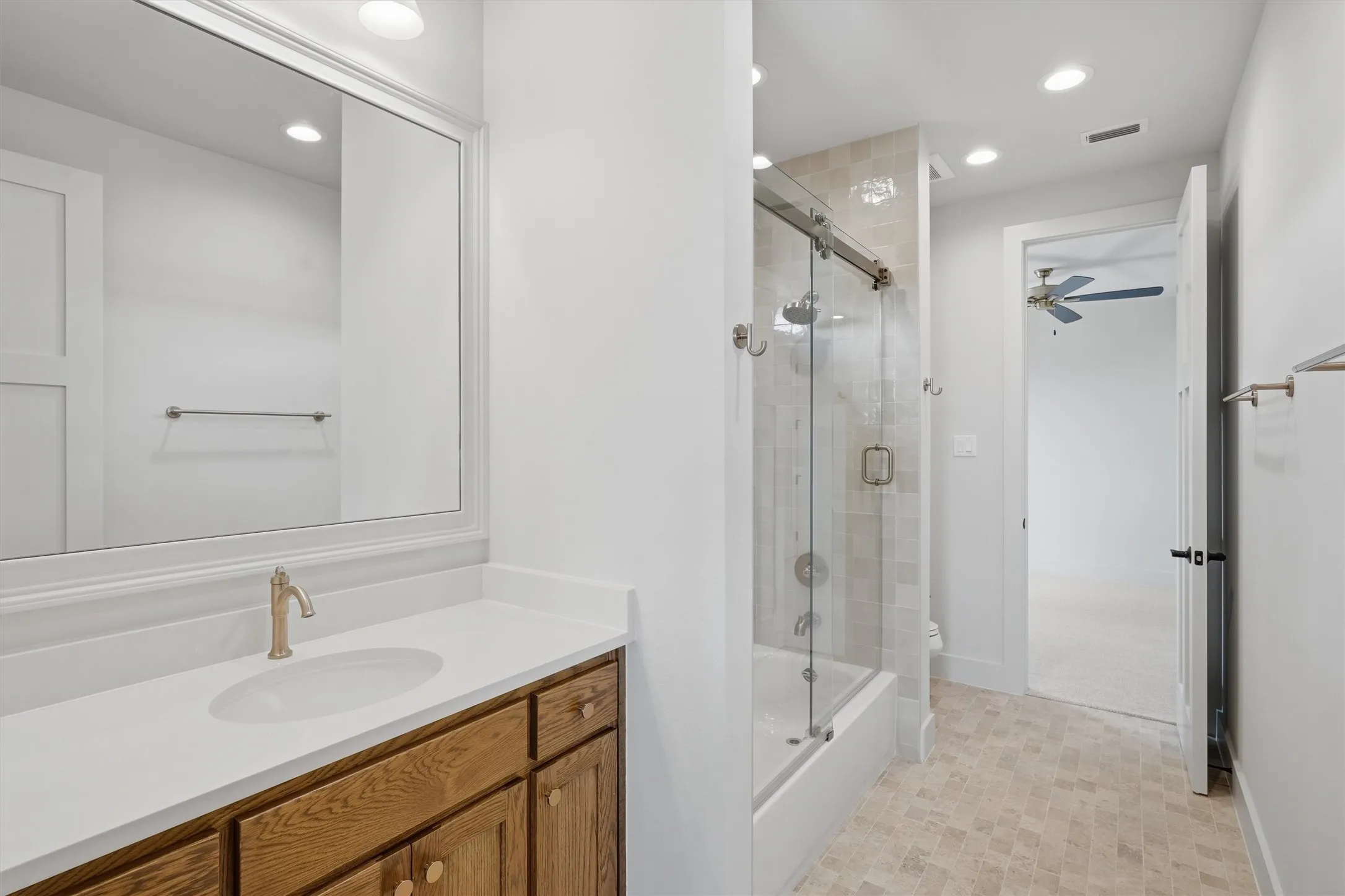 Single Family Residence For Sale in Palo Pinto County , 1260 Rawhide Ridge, Graford, Texas 76449, 5 Bedroom, 6 Bathroom, 3 Garage spaces, 4,597 Sqft, built in 2026, mls#21308089, Real Estate Agent in Graford, Homes For Sale in Palo Pinto county, Homes For Sale in Graford, Realtor in Graford Texas, Real Estate Brokerage Independent Realty Texas, Luminita Cordes Realtor