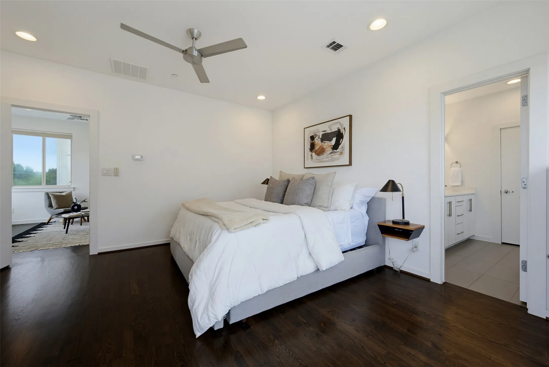 Condominium For Sale in Dallas County , 1915 Summit Avenue 1, Dallas, Texas 75206, 3 Bedroom, 3 Bathroom, 2 Garage spaces, 1,936 Sqft, built in 2015, mls#21290310, Real Estate Agent in Dallas, Homes For Sale in Dallas county, Homes For Sale in Dallas, Realtor in Dallas Texas, Real Estate Brokerage Independent Realty Texas, Luminita Cordes Realtor