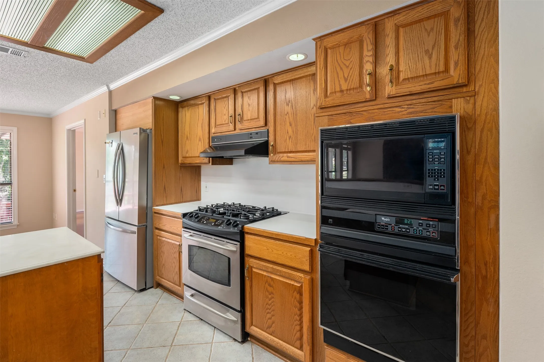 Single Family Residence For Sale in Henderson County , 49 Sunset Boulevard, Star Harbor, Texas 75148, 3 Bedroom, 3 Bathroom, 2 Garage spaces, 2,166 Sqft, built in 1993, mls#21307995, Real Estate Agent in Star Harbor, Homes For Sale in Henderson county, Homes For Sale in Star Harbor, Realtor in Star Harbor Texas, Real Estate Brokerage Independent Realty Texas, Luminita Cordes Realtor