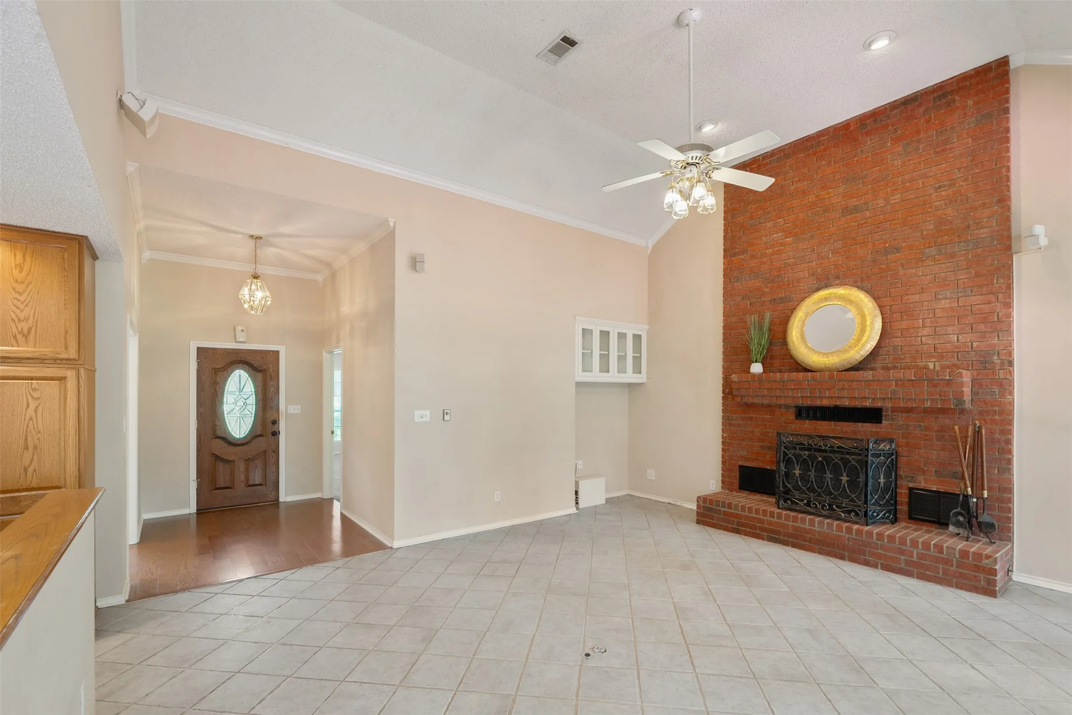 Single Family Residence For Sale in Henderson County , 49 Sunset Boulevard, Star Harbor, Texas 75148, 3 Bedroom, 3 Bathroom, 2 Garage spaces, 2,166 Sqft, built in 1993, mls#21307995, Real Estate Agent in Star Harbor, Homes For Sale in Henderson county, Homes For Sale in Star Harbor, Realtor in Star Harbor Texas, Real Estate Brokerage Independent Realty Texas, Luminita Cordes Realtor
