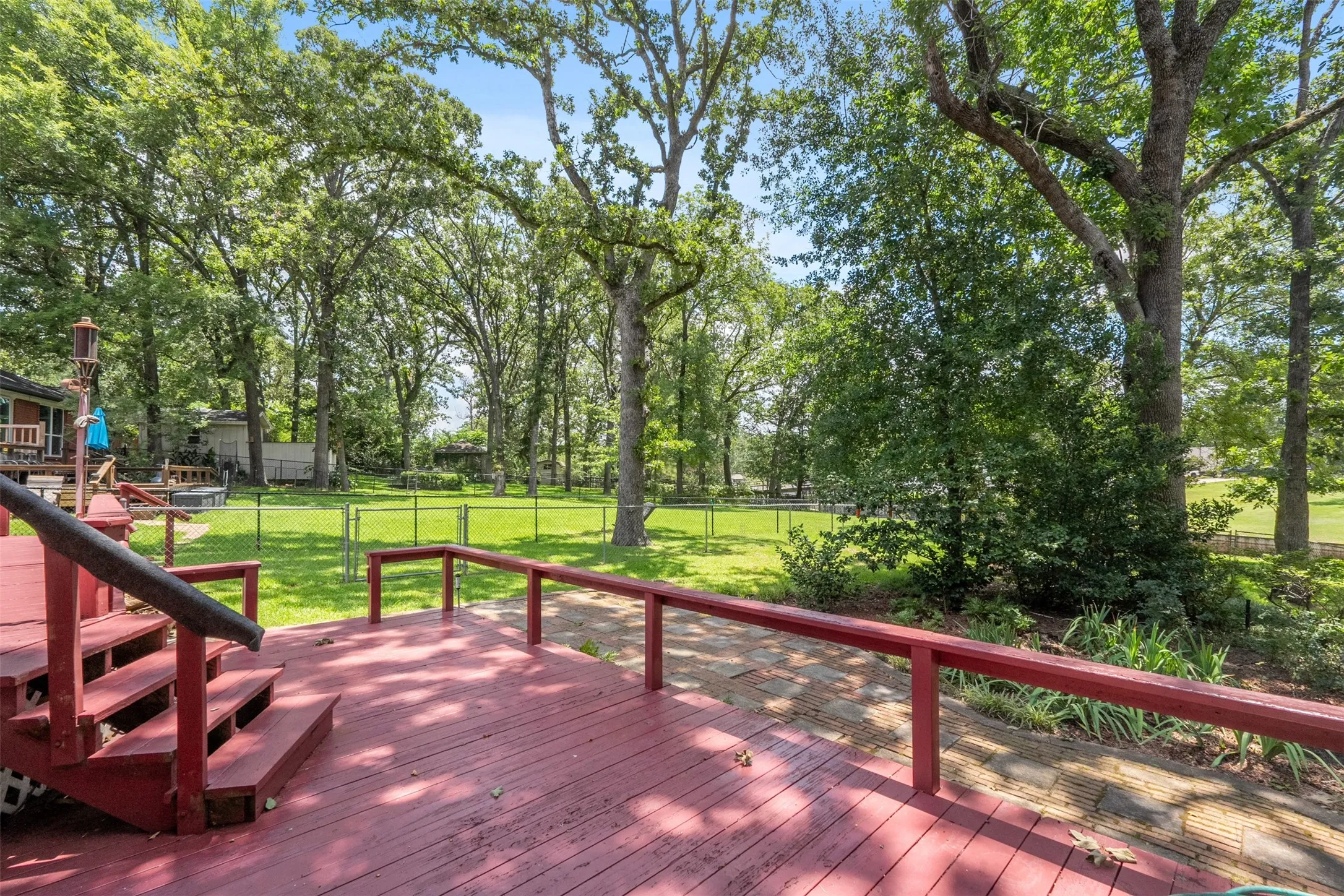 Single Family Residence For Sale in Henderson County , 49 Sunset Boulevard, Star Harbor, Texas 75148, 3 Bedroom, 3 Bathroom, 2 Garage spaces, 2,166 Sqft, built in 1993, mls#21307995, Real Estate Agent in Star Harbor, Homes For Sale in Henderson county, Homes For Sale in Star Harbor, Realtor in Star Harbor Texas, Real Estate Brokerage Independent Realty Texas, Luminita Cordes Realtor