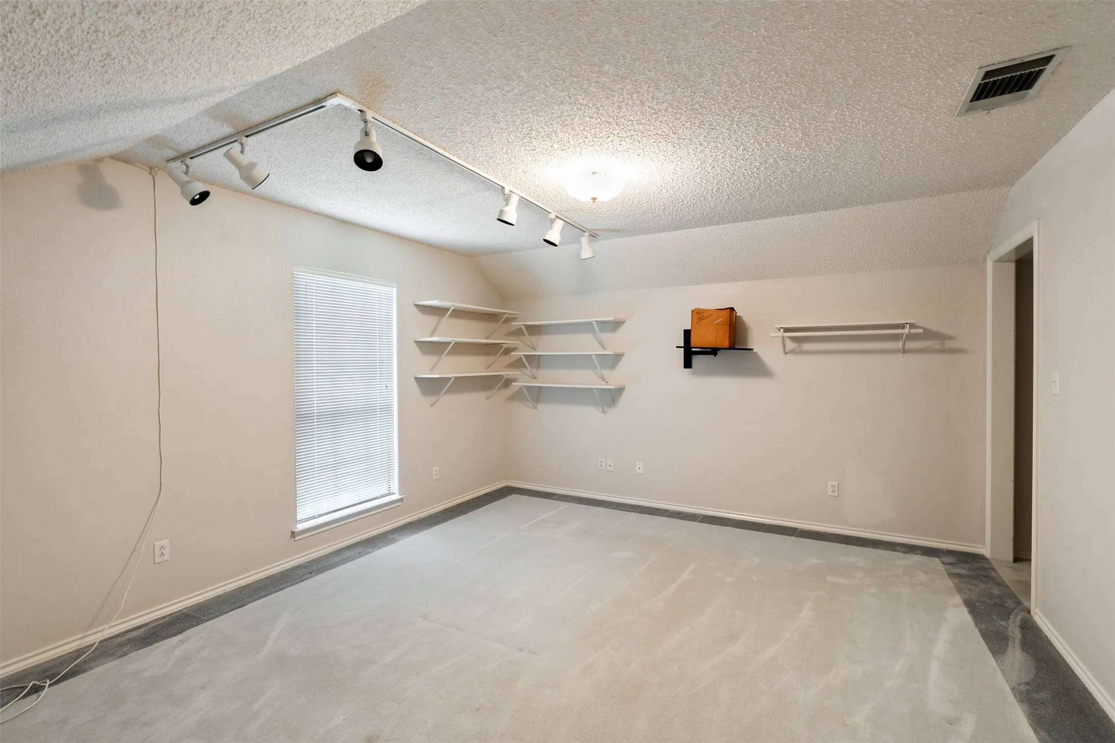 Upstairs bonus room