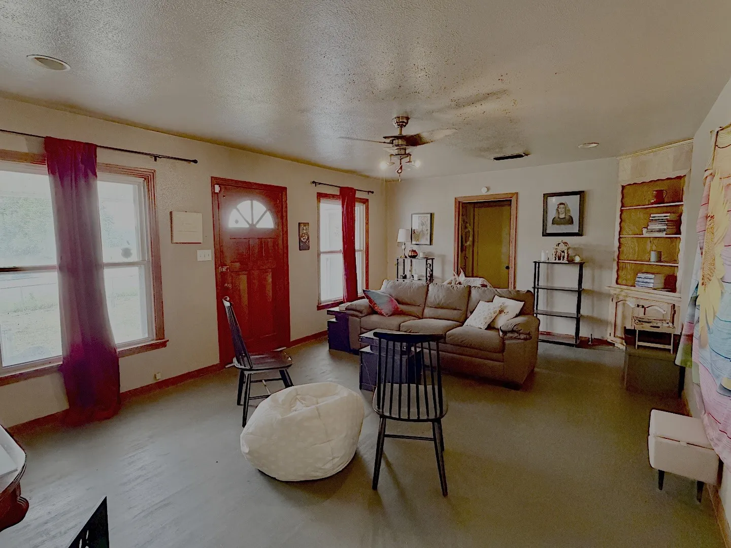 Single Family Residence For Sale in Morris County , 870 US Highway 259 S, Daingerfield, Texas 75638, 3 Bedrooms, 1 Bathroom, Garage spaces, 1,592 Sqft, built in 1952, Price $94,900, mls#21308152, Real Estate Agent in Daingerfield, Homes For Sale in Morris county, Homes For Sale in Daingerfield, Realtor in Daingerfield Texas, Real Estate Brokerage Independent Realty Texas, Luminita Cordes Realtor
