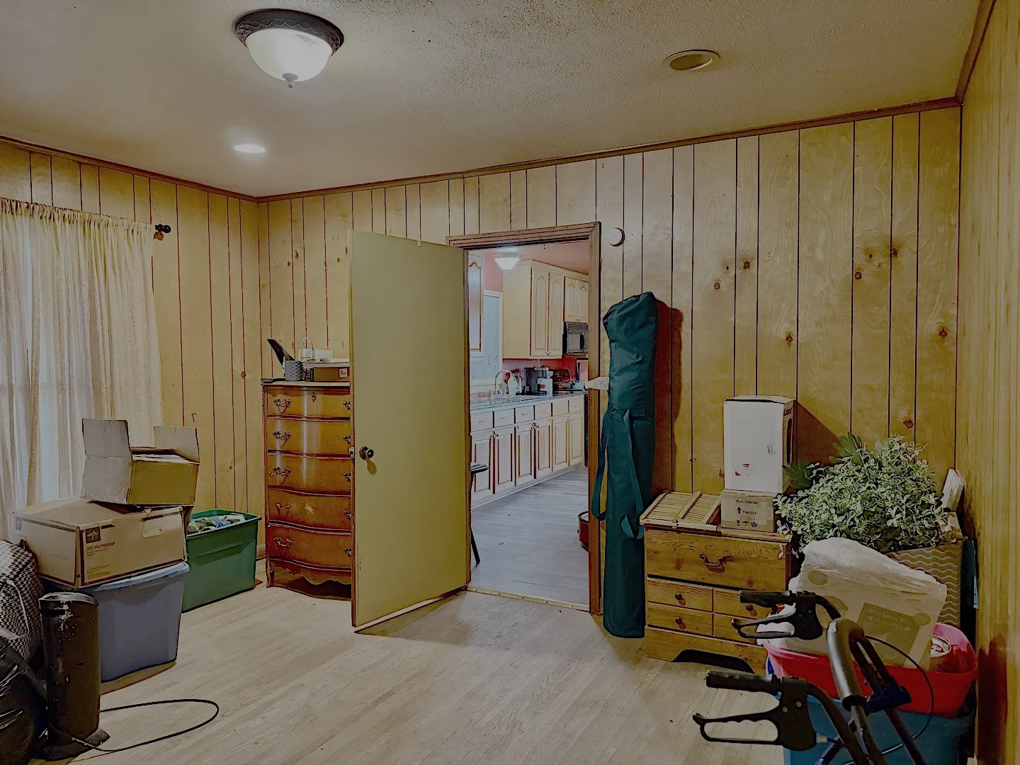 Single Family Residence For Sale in Morris County , 870 US Highway 259 S, Daingerfield, Texas 75638, 3 Bedrooms, 1 Bathroom, Garage spaces, 1,592 Sqft, built in 1952, Price $94,900, mls#21308152, Real Estate Agent in Daingerfield, Homes For Sale in Morris county, Homes For Sale in Daingerfield, Realtor in Daingerfield Texas, Real Estate Brokerage Independent Realty Texas, Luminita Cordes Realtor