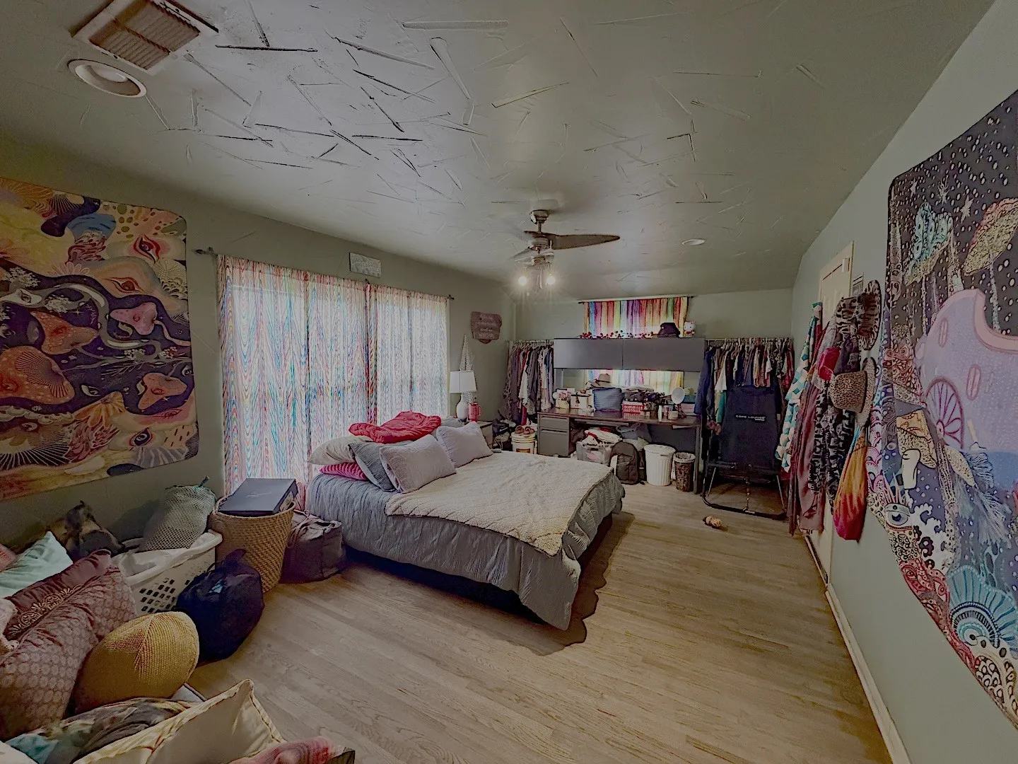 2nd living used as 4th bedroom
