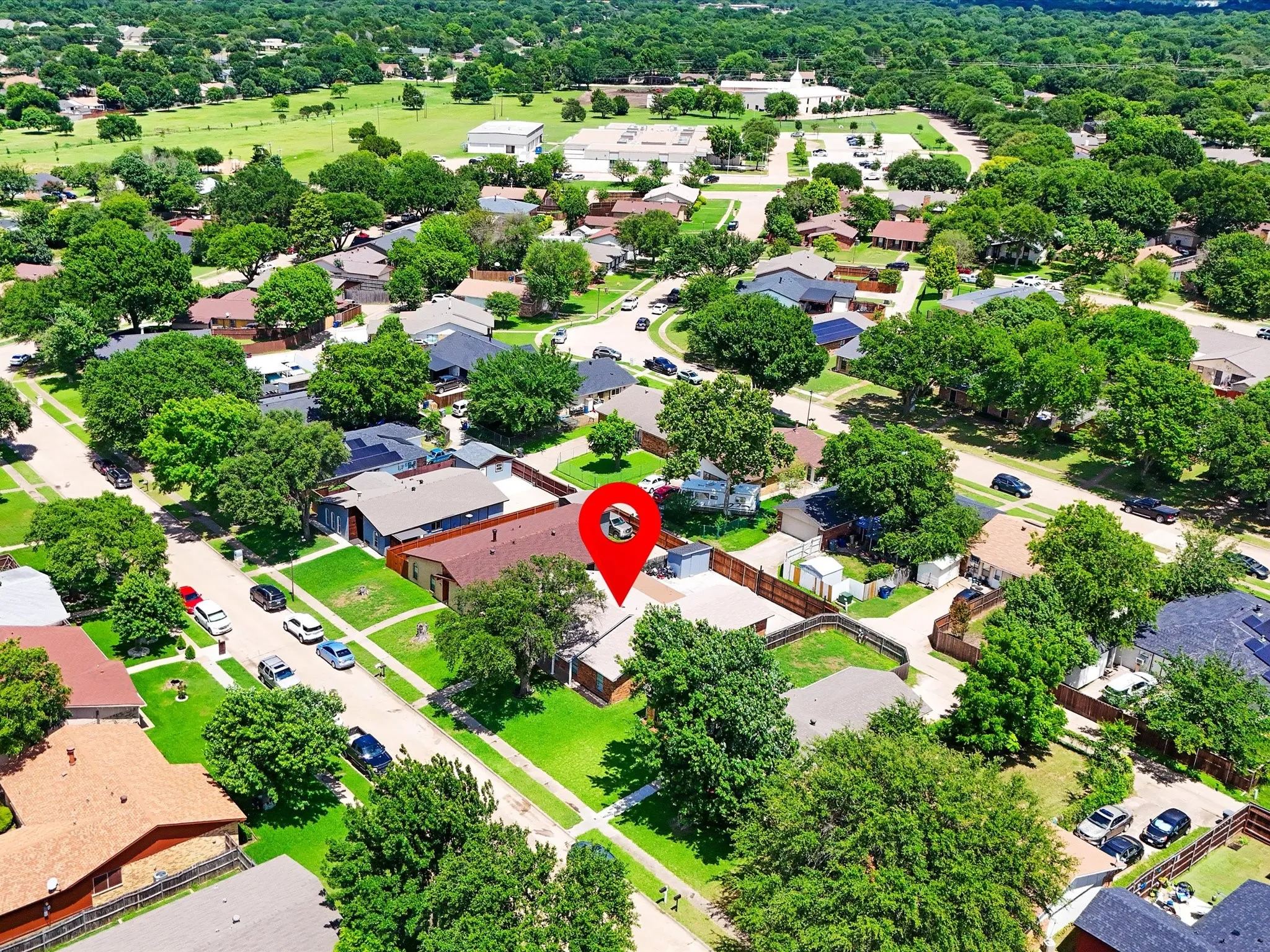 Single Family Residence For Sale in Dallas County , 7232 Long Canyon Trail, Dallas, Texas 75249, 4 Bedroom, 2 Bathroom, Garage spaces, 1,760 Sqft, built in 1977, mls#21308156, Real Estate Agent in Dallas, Homes For Sale in Dallas county, Homes For Sale in Dallas, Realtor in Dallas Texas, Real Estate Brokerage Independent Realty Texas, Luminita Cordes Realtor