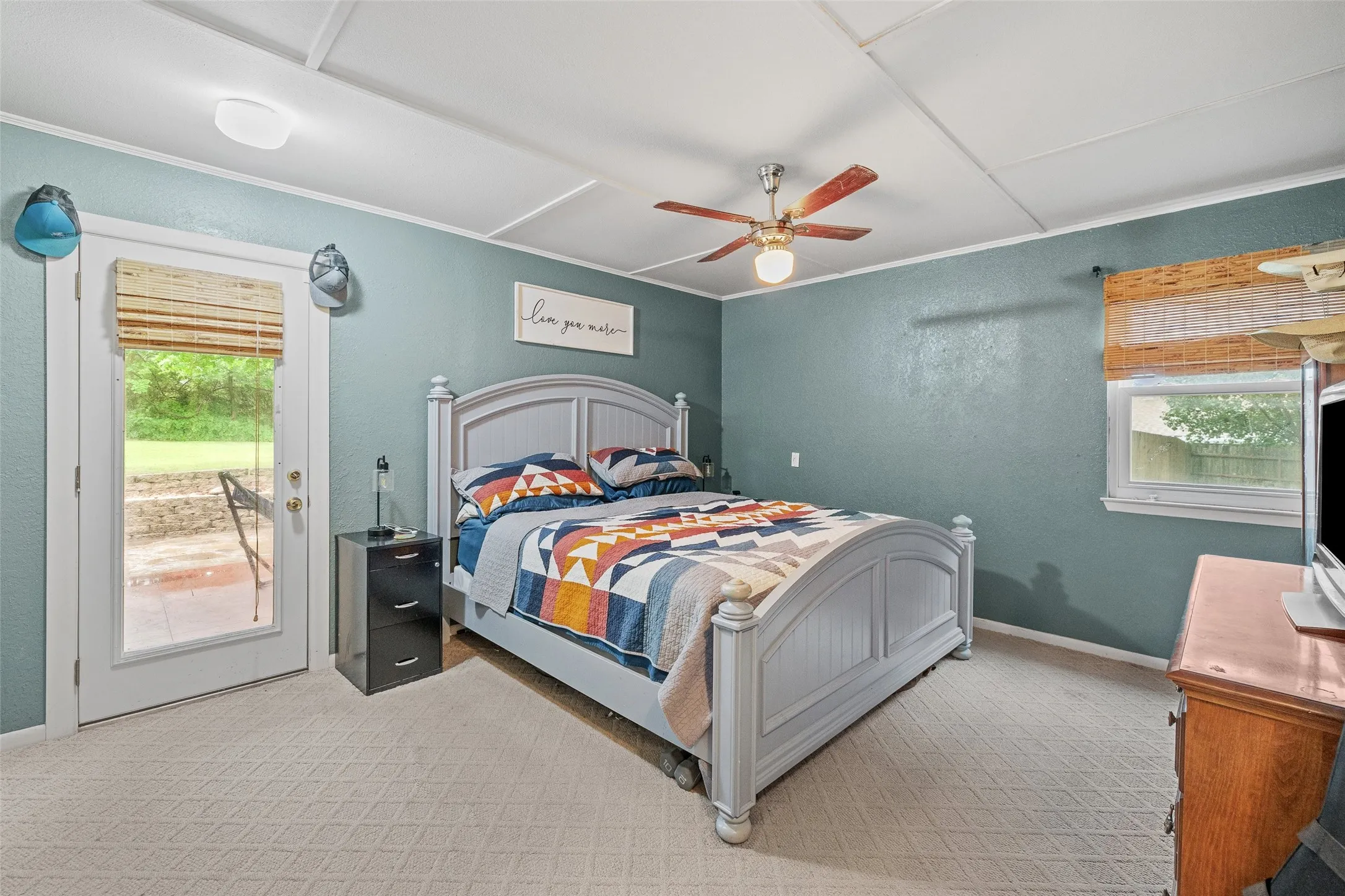 Single Family Residence For Sale in Hood County , 4111 Davis Road, Granbury, Texas 76049, 3 Bedroom, 2 Bathroom, 2 Garage spaces, 1,456 Sqft, built in 1978, mls#21308158, Real Estate Agent in Granbury, Homes For Sale in Hood county, Homes For Sale in Granbury, Realtor in Granbury Texas, Real Estate Brokerage Independent Realty Texas, Luminita Cordes Realtor