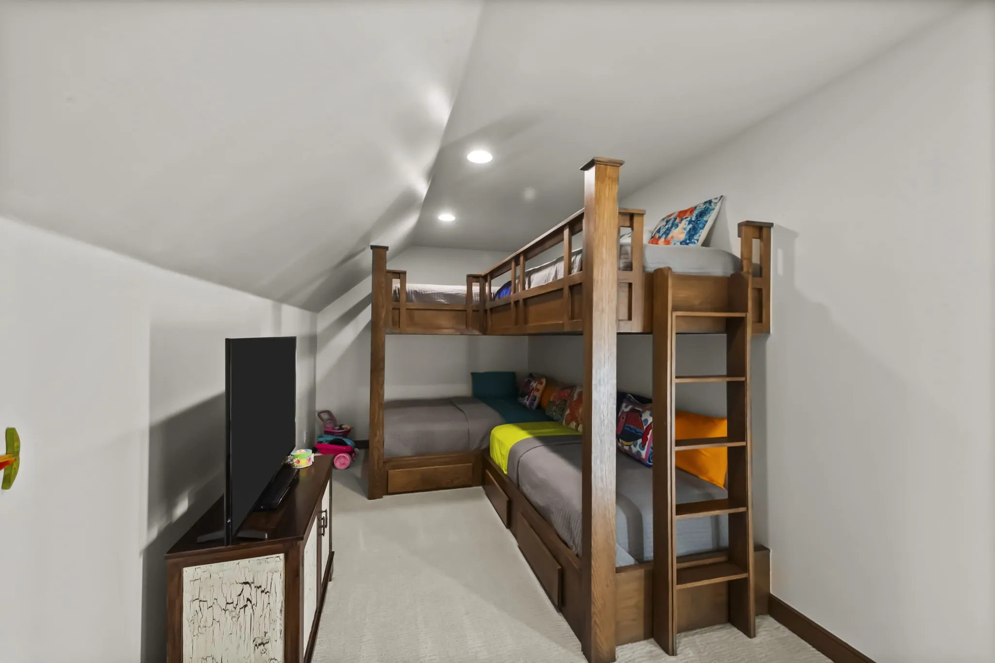 Bonus bunk room