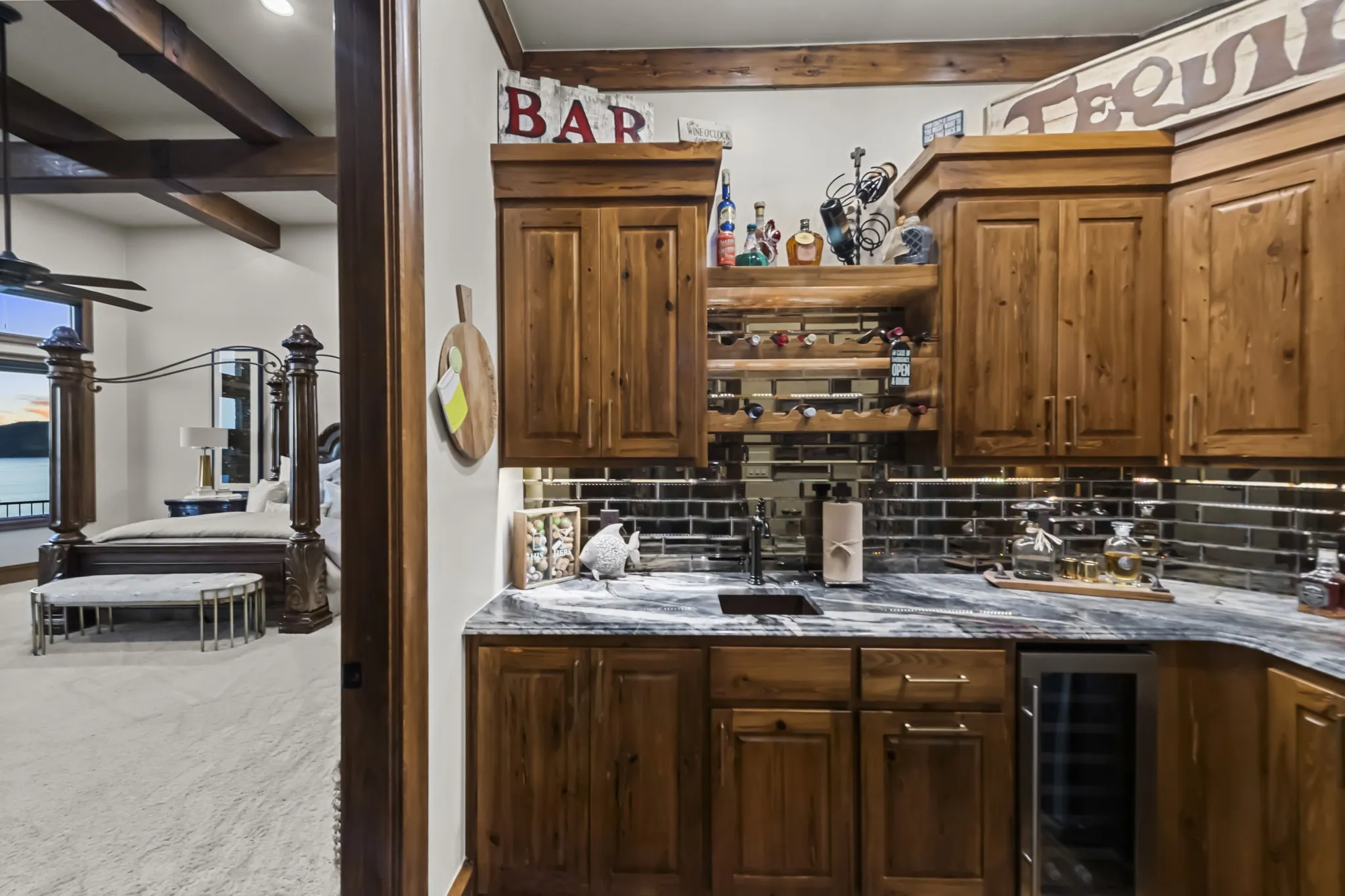 Wet bar