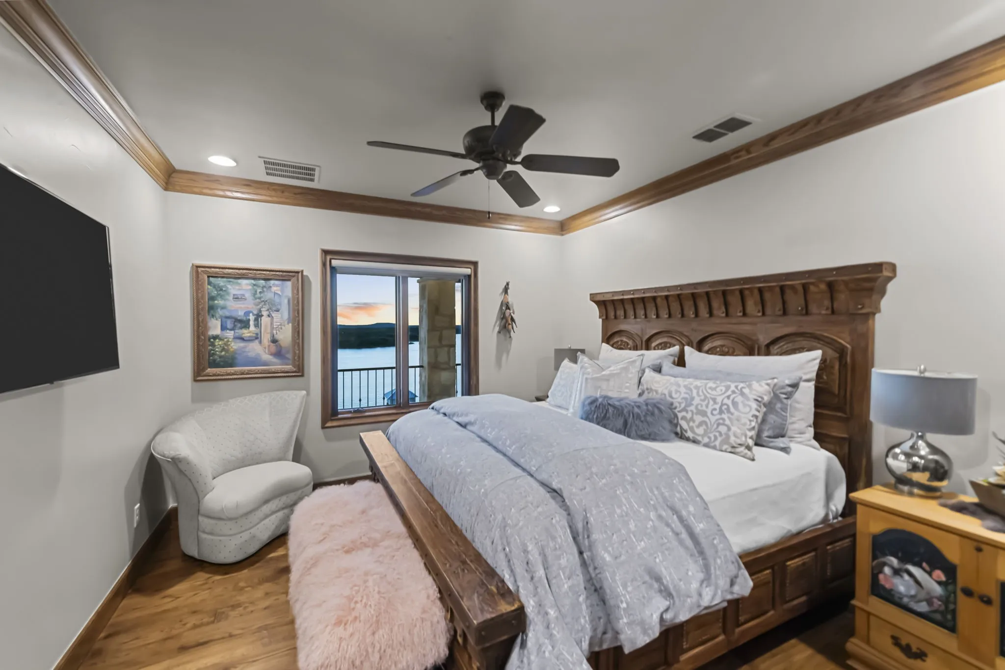 1 of 4 guest suites