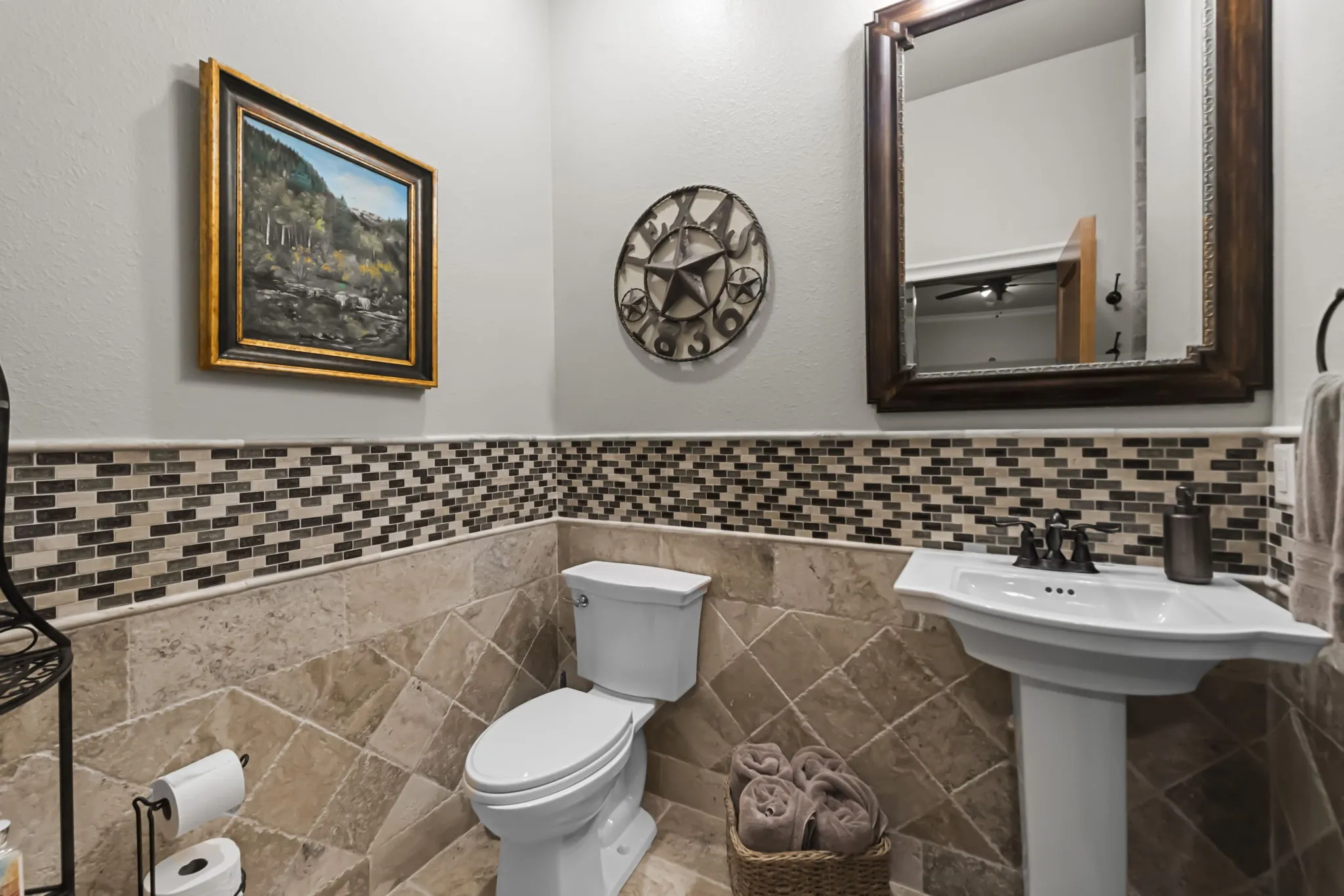 Guest quarter bath
