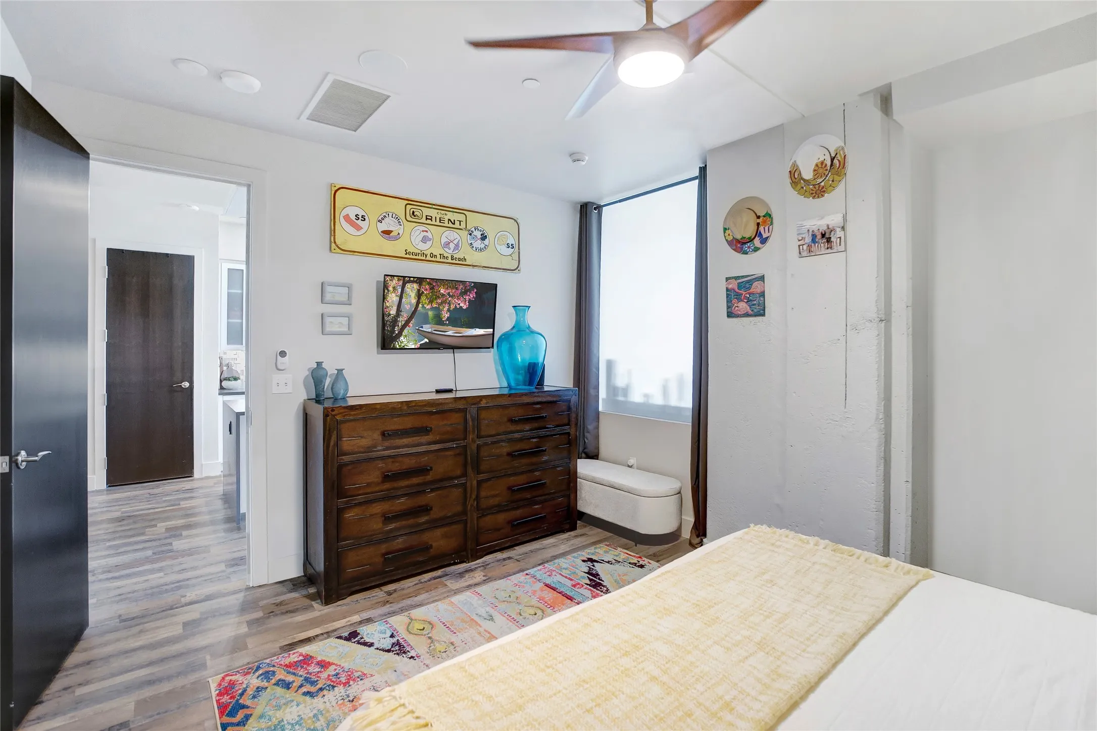 Condominium For Sale in Tarrant County , 2600 W 7th Street 2454, Fort Worth, Texas 76107, 2 Bedrooms, 2 Bathrooms, 2 Garage spaces, 1,536 Sqft, built in 1928, Price $485,000, mls#21307399, Real Estate Agent in Fort Worth, Homes For Sale in Tarrant county, Homes For Sale in Fort Worth, Realtor in Fort Worth Texas, Real Estate Brokerage Independent Realty Texas, Luminita Cordes Realtor