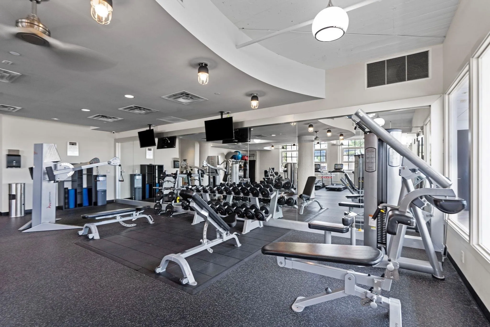 Condominium For Sale in Tarrant County , 2600 W 7th Street 2454, Fort Worth, Texas 76107, 2 Bedrooms, 2 Bathrooms, 2 Garage spaces, 1,536 Sqft, built in 1928, Price $485,000, mls#21307399, Real Estate Agent in Fort Worth, Homes For Sale in Tarrant county, Homes For Sale in Fort Worth, Realtor in Fort Worth Texas, Real Estate Brokerage Independent Realty Texas, Luminita Cordes Realtor